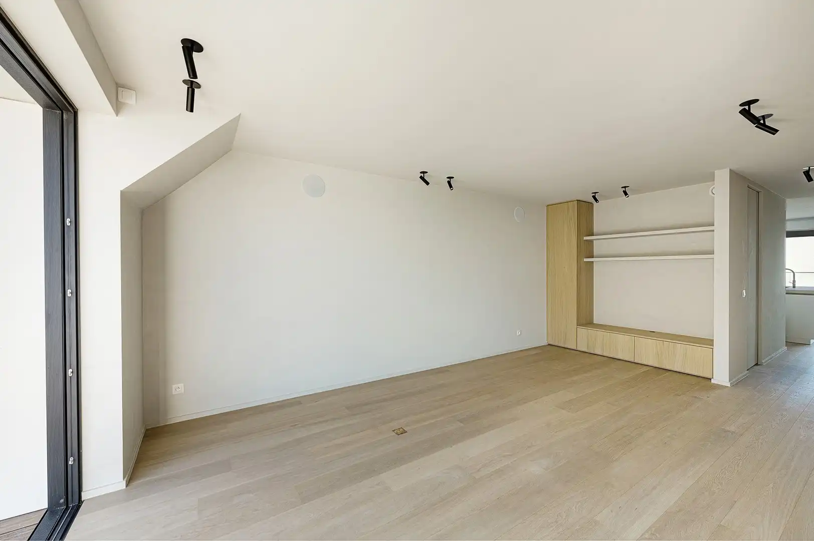 Nieuwbouw duplexappartement met prachtig zijdelings zeezicht. foto 5
