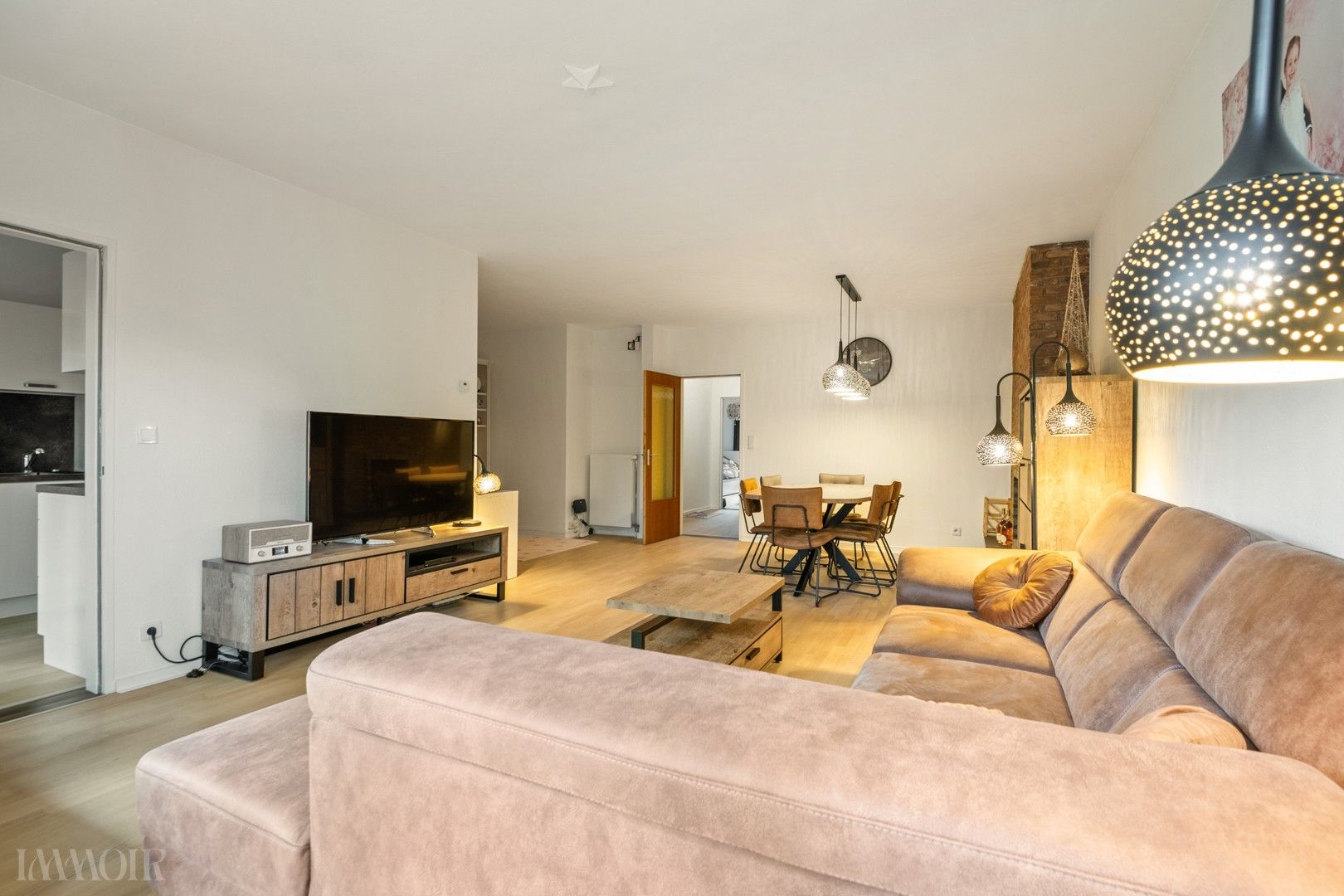 Ruim en charmant appartement op toplocatie in Kapellen. foto 6