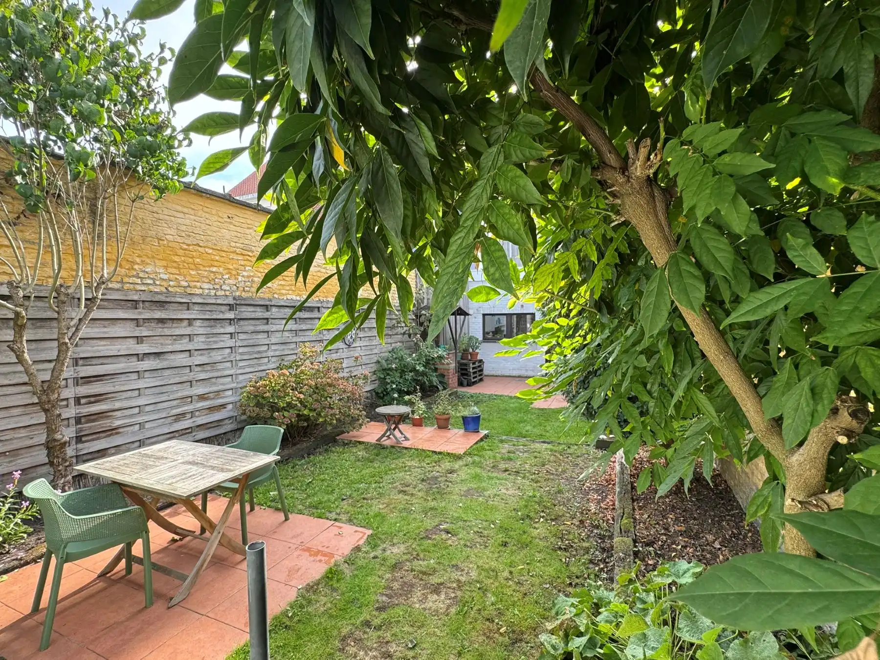 Ruime en instapklare gezinswoning met gezellige tuin en terras foto 25