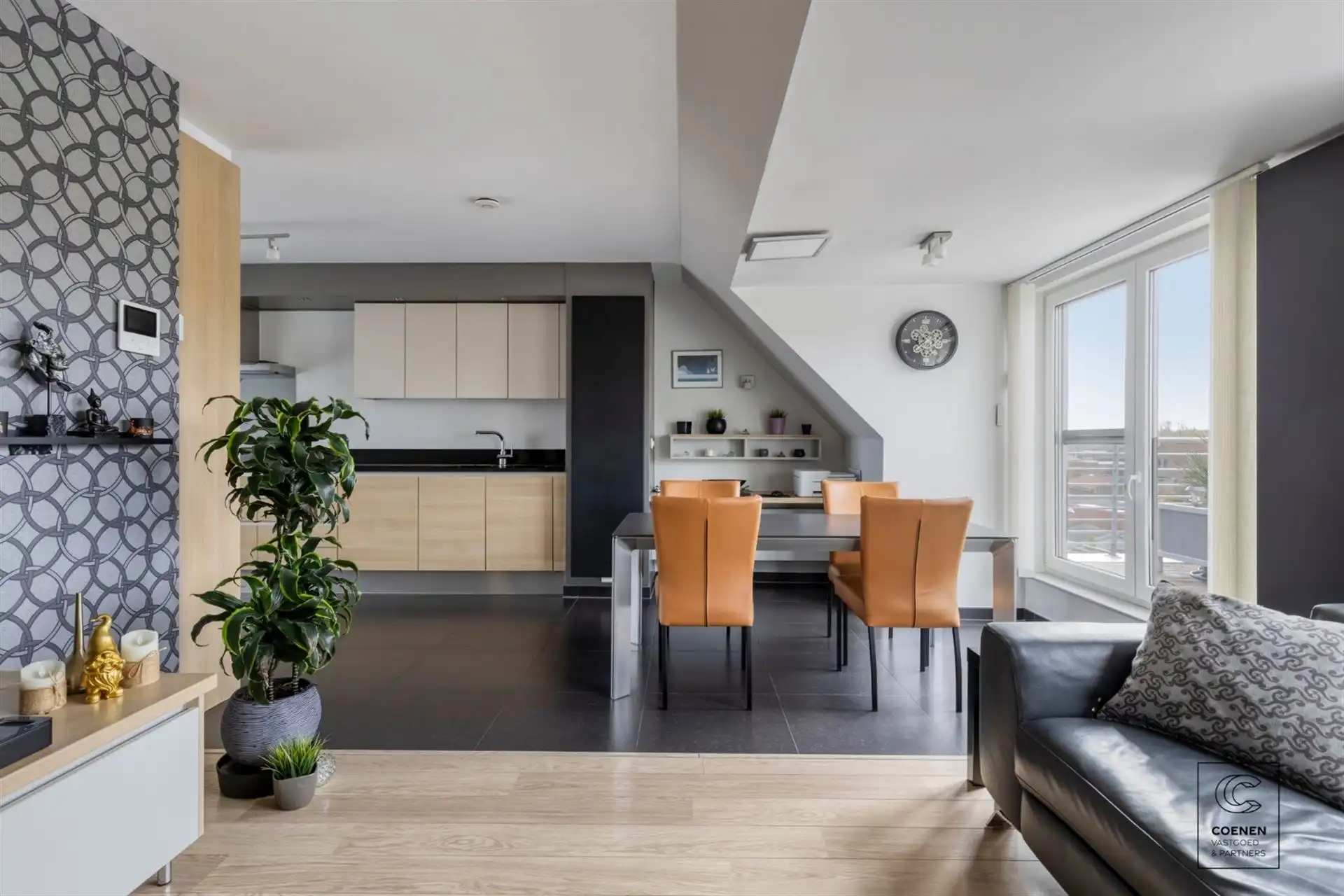 Lichtrijk appartement met 2 slpk en groen zicht te Duffel! foto 2