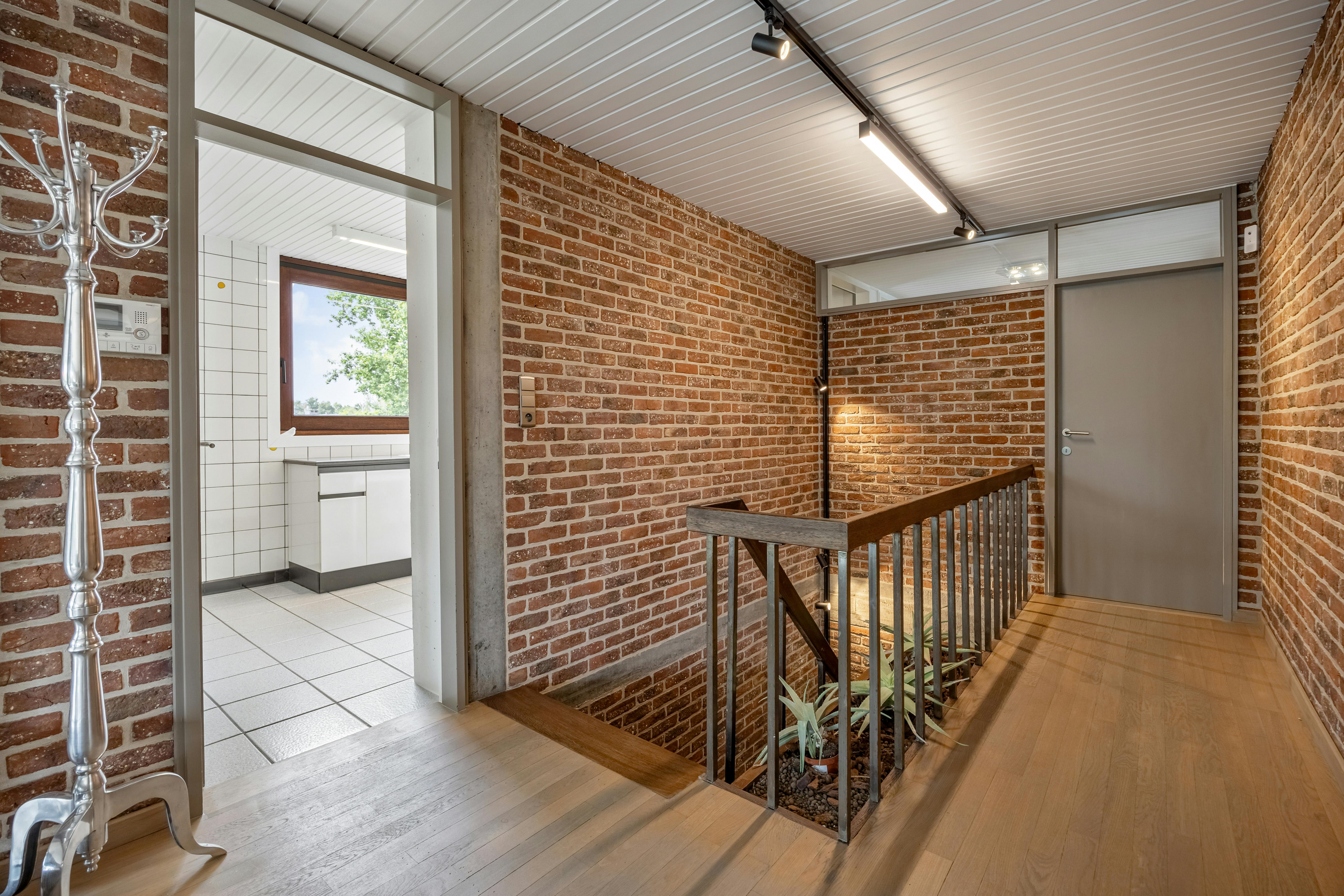 Uitzonderlijke villa met praktijk op toplocatie in Hasselt foto 15