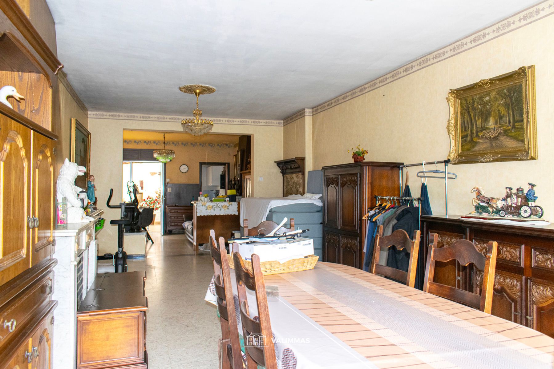 Ruime woning mt bijgebouwen & atelier (achteraan bereikbaar) foto 3