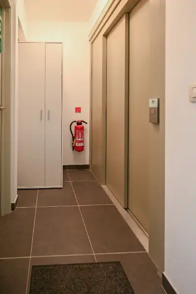 EXCLUSIEF APPARTEMENT  MET LATERAAL ZEEZICHT EN VOLLEDIG INGERICHT foto 14