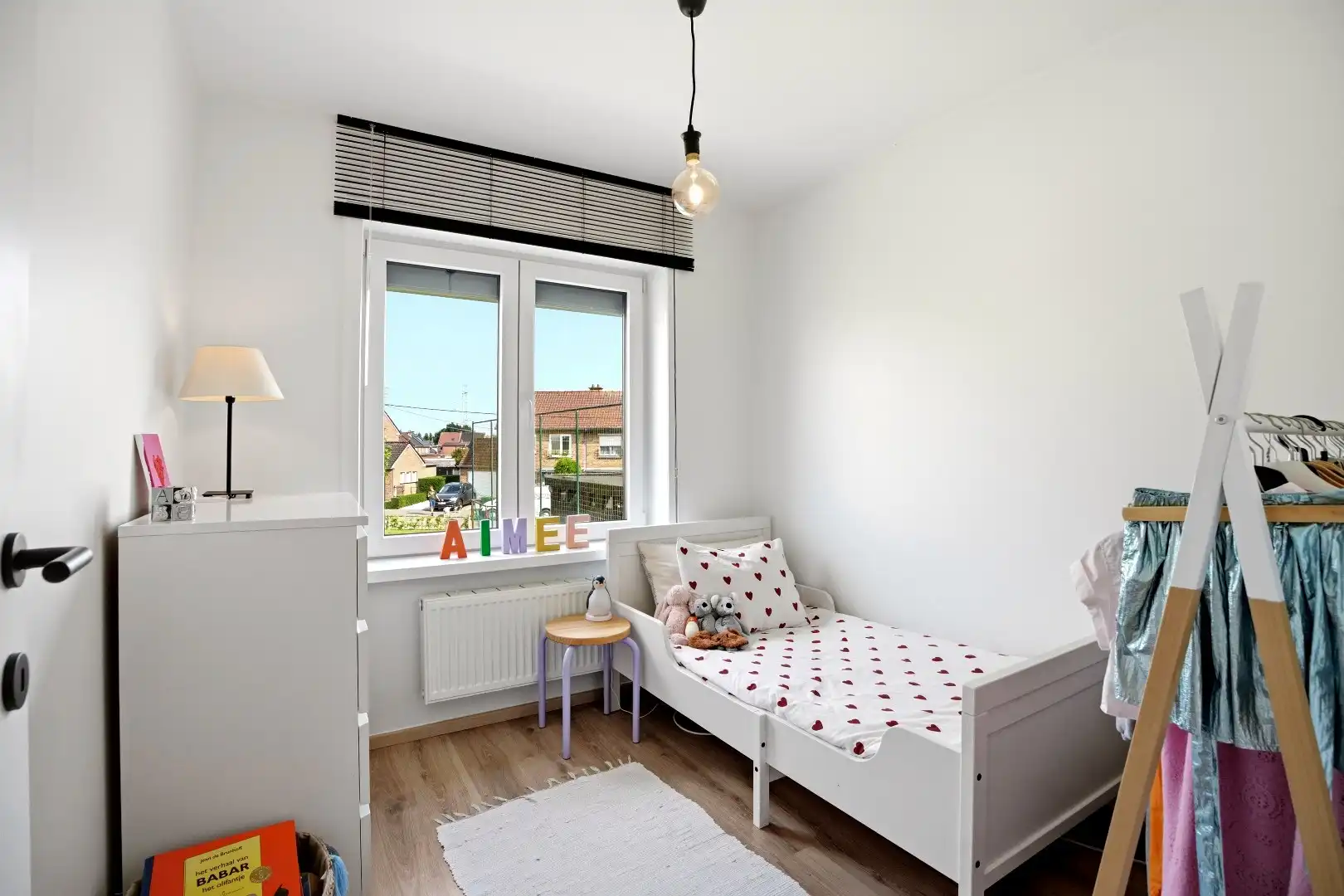 Uitzonderlijk knap gerenoveerde woning in Bavikhove met zonnige tuin, gelijkvloerse kamer en 3 slaapkamers foto 18