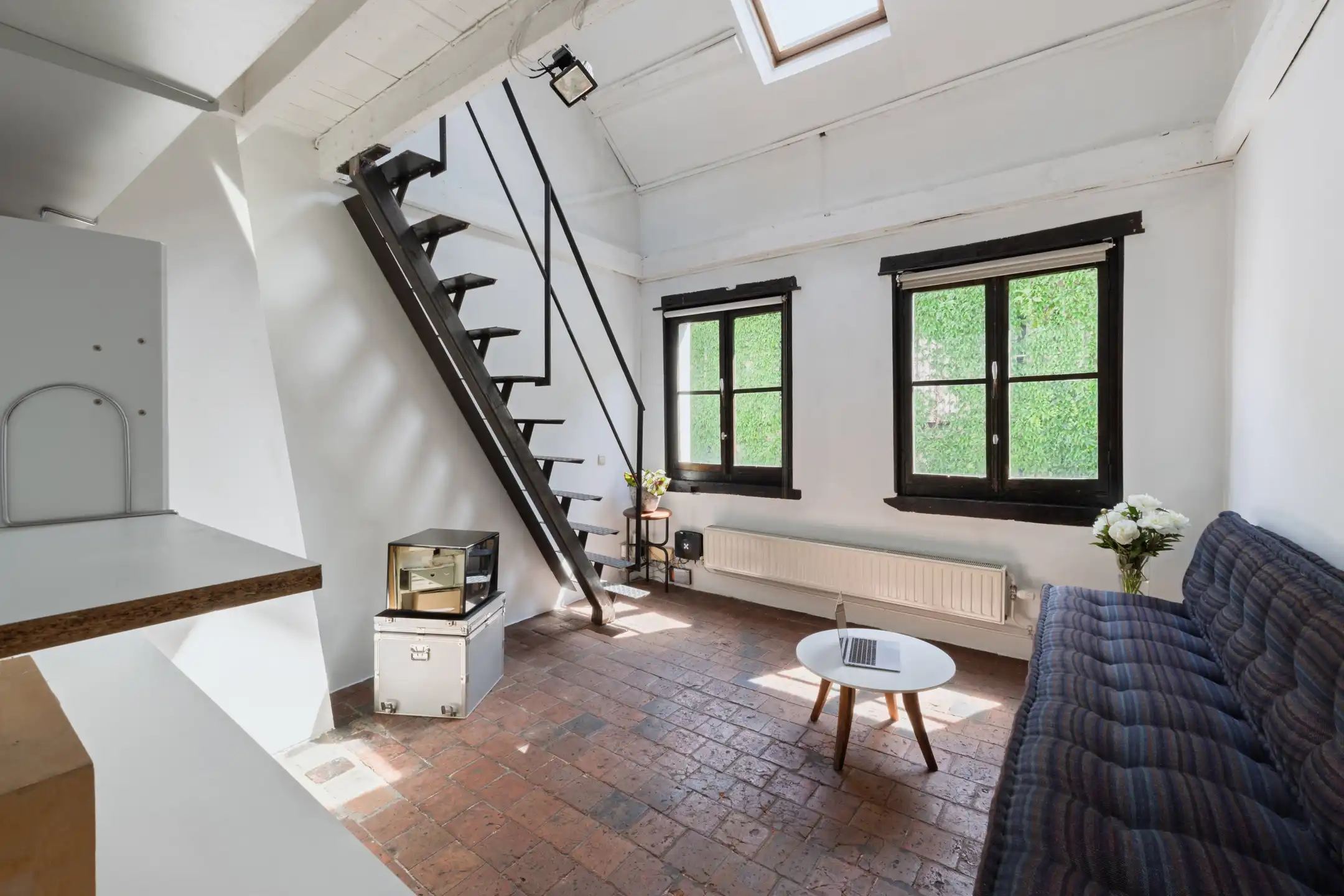 Hoofdfoto van de publicatie: ANTWERPEN CENRUM - Karaktervol herenhuis met 4 verdiepingen