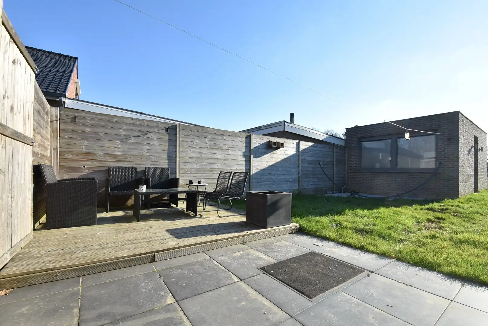 *  * WACHTLIJST VOLZET * * Recente leuke woning met zuidgerichte tuin, vlakbij centrum van Hoeselt foto 29