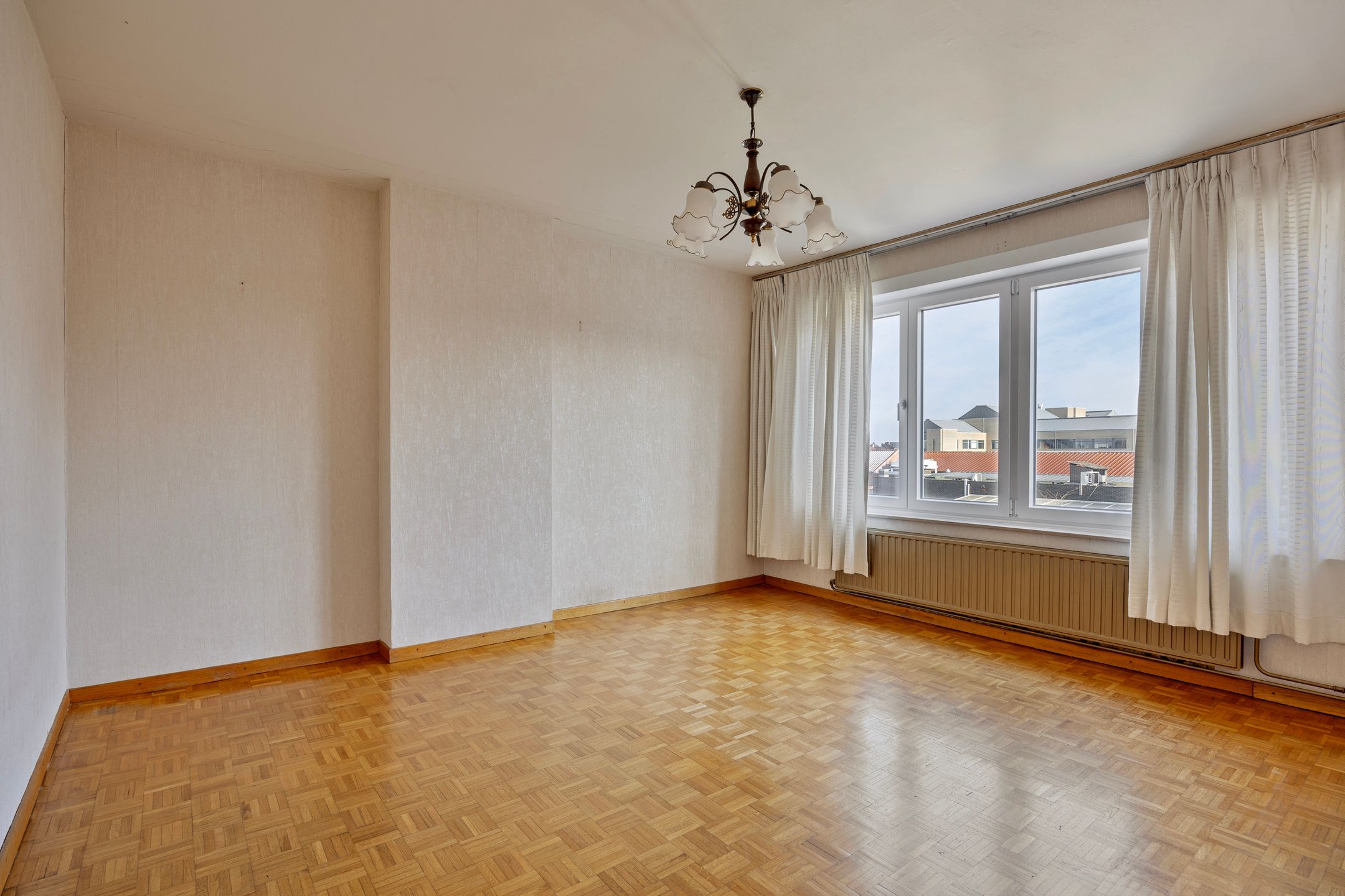 Goed onderhouden rijwoning met drie slaapkamers foto 8