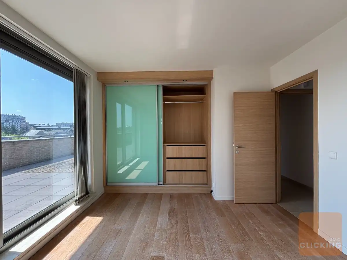 Uitzonderlijke penthouse met 3 slaapkamers en fantastisch terras (200m2) foto 4