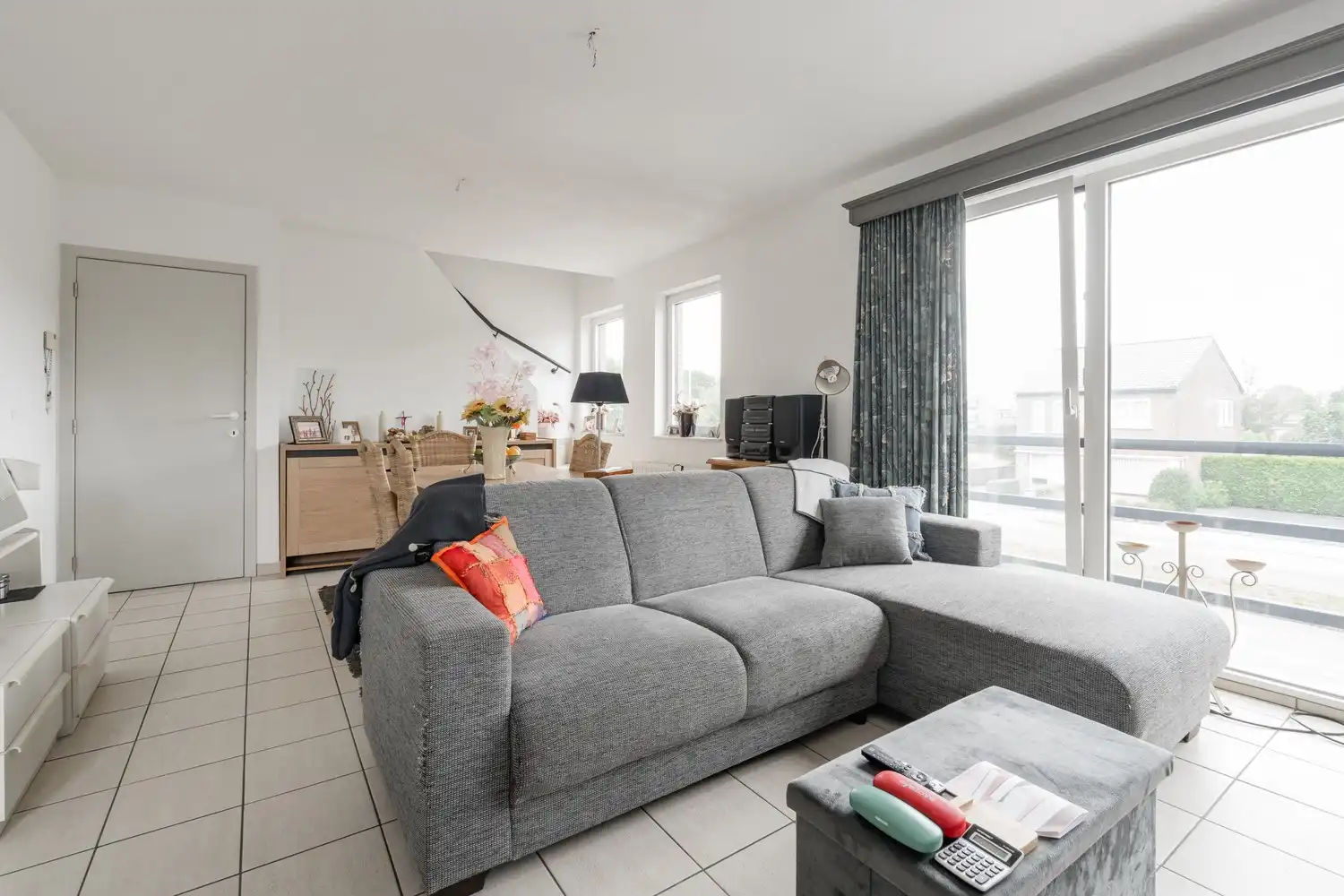 Lichtrijk instapklaar duplexappartement met 2 slaapkamers en ondergrondse parking foto 3