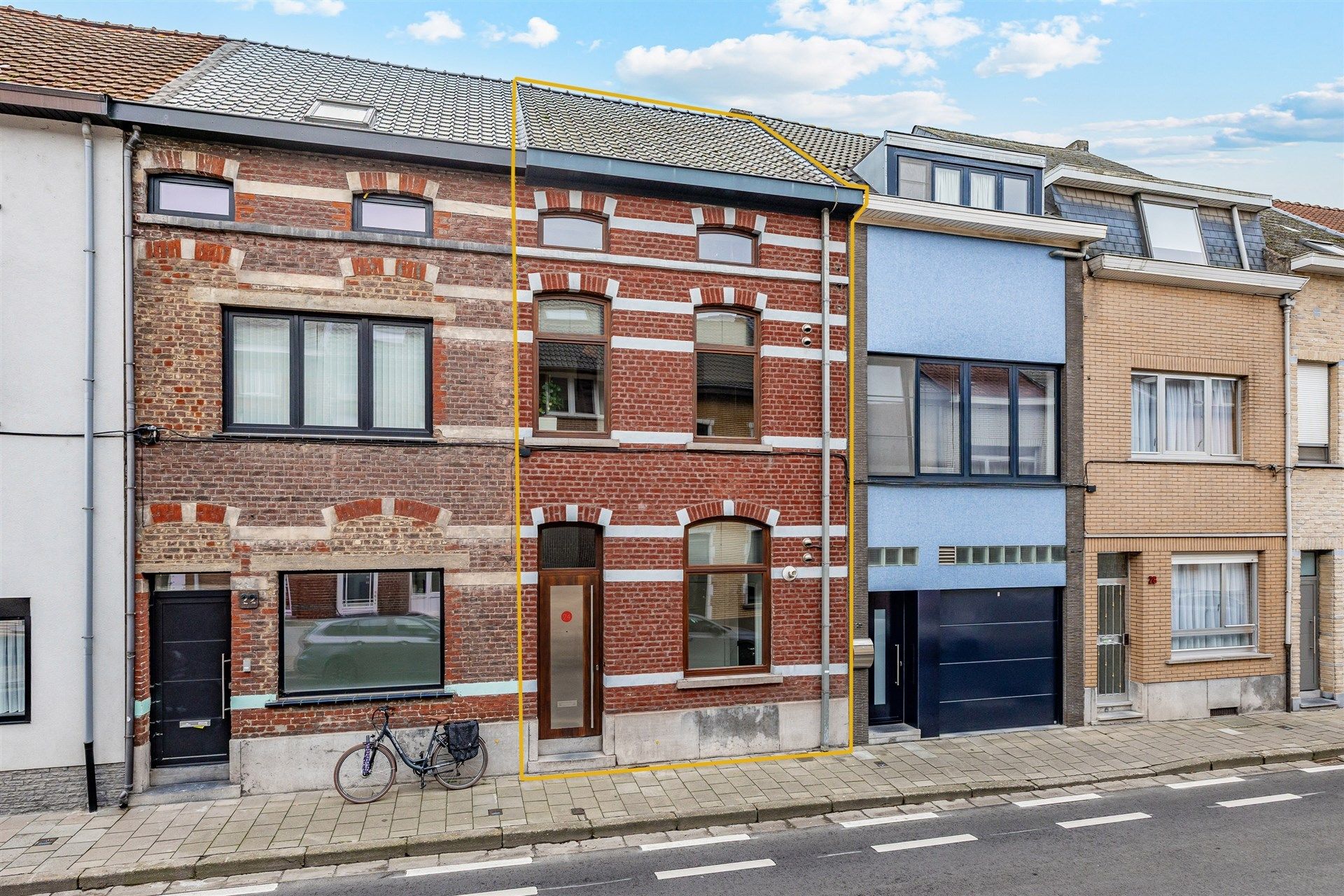 Prachtig ingerichte woning in centrum van Aalst foto {{pictureIndex}}