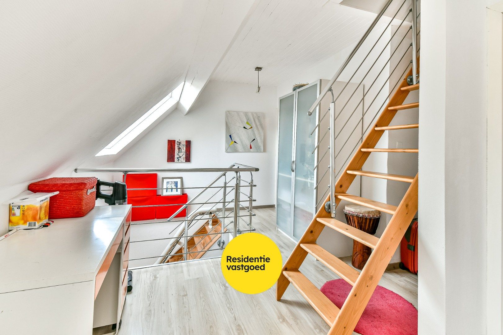 Gezinswoning met drie slaapkamers foto 7