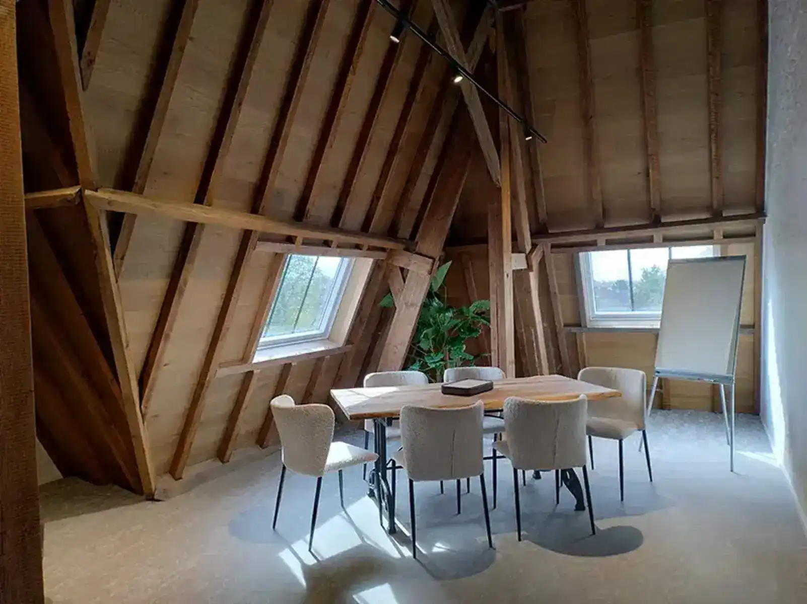 Stijlvolle coworking & private kantoren te huur in Bornem foto 5
