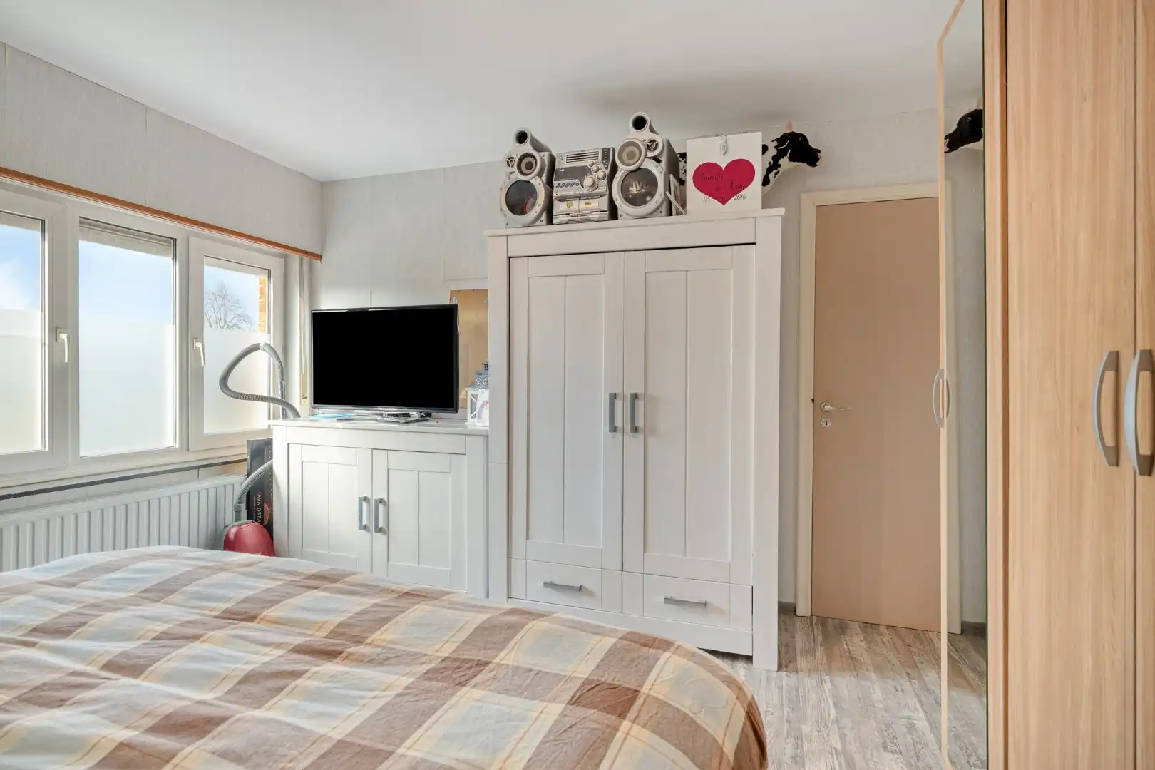 Te renoveren woning met 3 slpks op een prachtig perceel van 1.428 m² !  foto 12