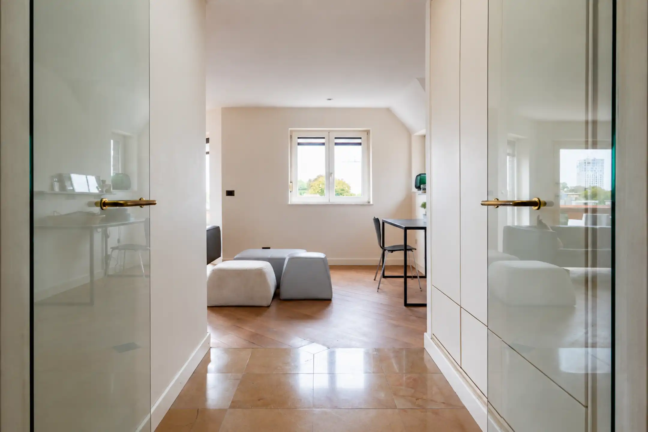 Ruim duplexappartement van ca. 200 m² met riant dakterras foto 3