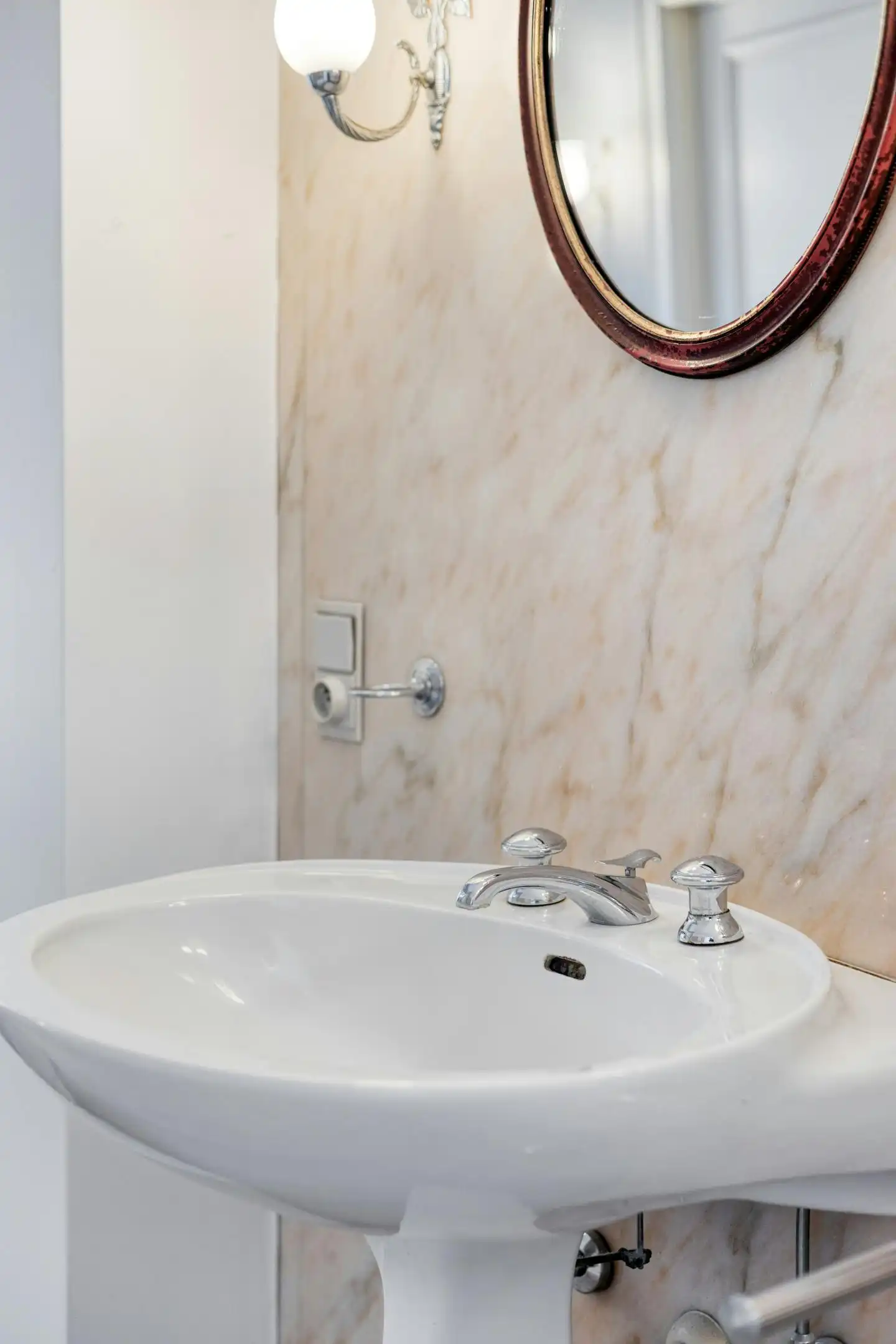 Karaktervol huis te koop in centrum Boom foto 25