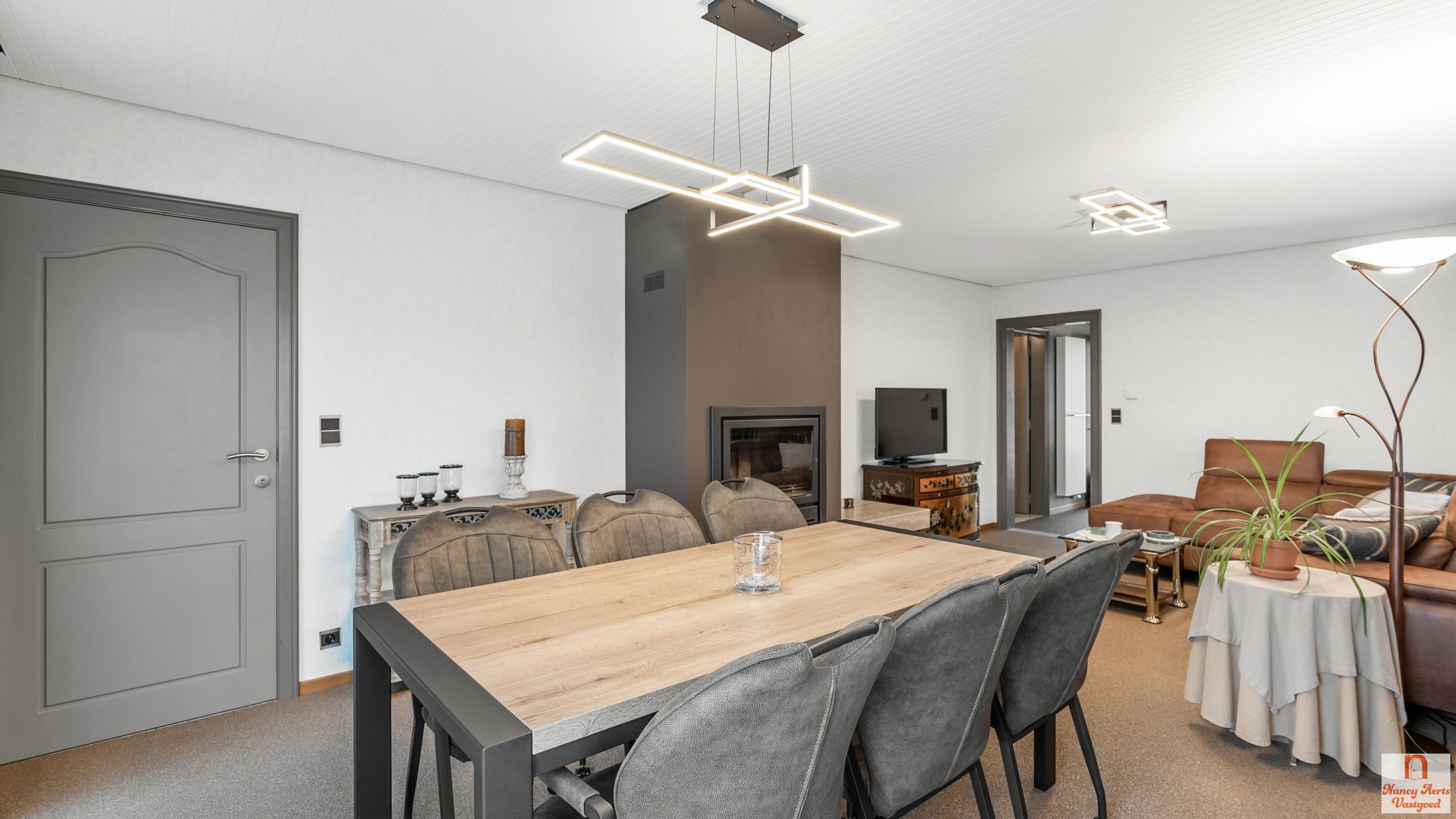 Grondig gerenoveerde woning met kwaliteitsafwerking foto 7