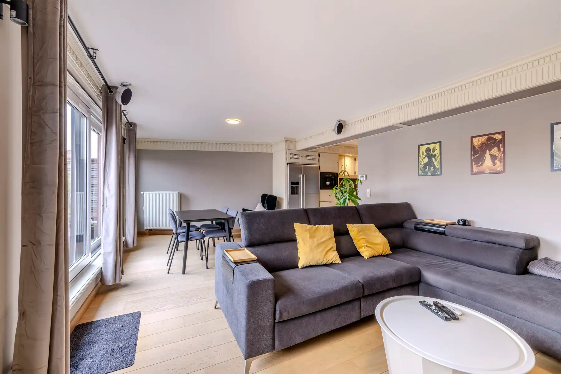 Ruim en stijlvol appartement met 3 slpks, terras en ondergrondse staanplaats in hartje Balen foto 3