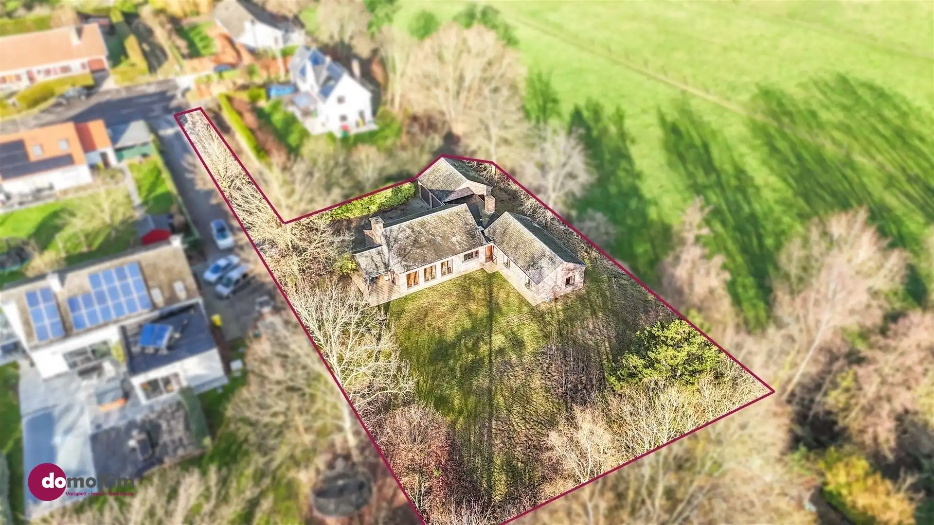 Hoofdfoto van de publicatie: Authentieke bungalow met prachtig uitzicht in de Lievekensbossen van Schiplaken
