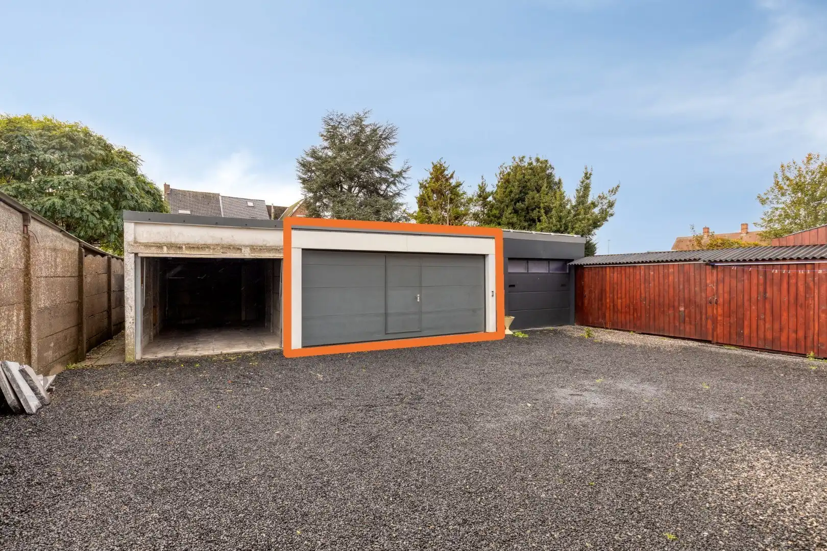 Ruim tweekamerapp. in Bevegem met dubbele garage! foto 2