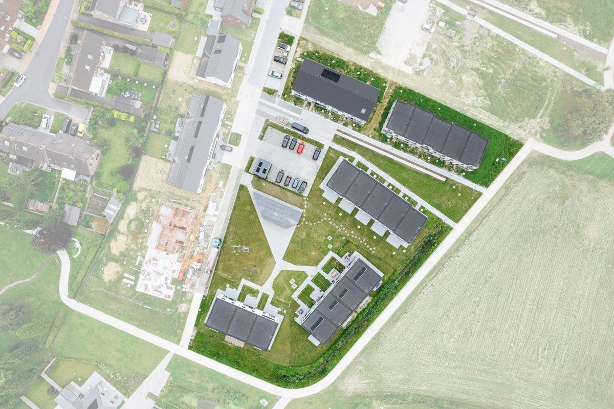 Instapklare nieuwbouwwoningen nabij het centrum van Roeselare foto 2