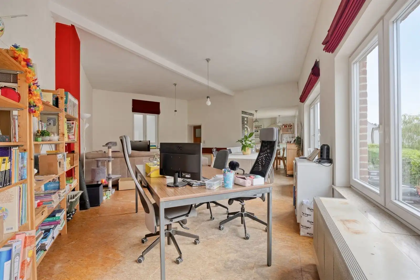 Woning met 5 slaapkamers en polyvalente ruimtes (250m²) foto 21