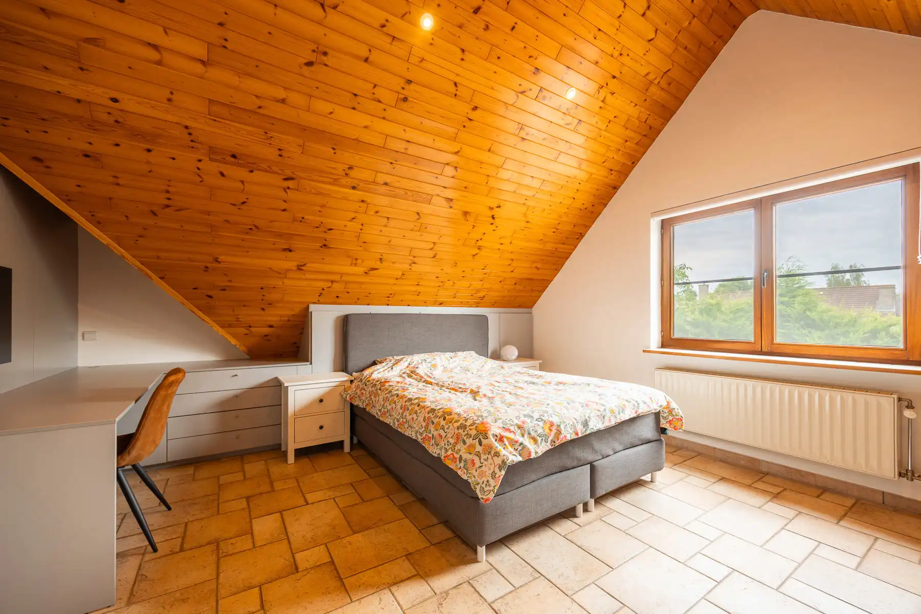 Karaktervolle kangoeroewoning met ruim perceel op toplocatie foto 26