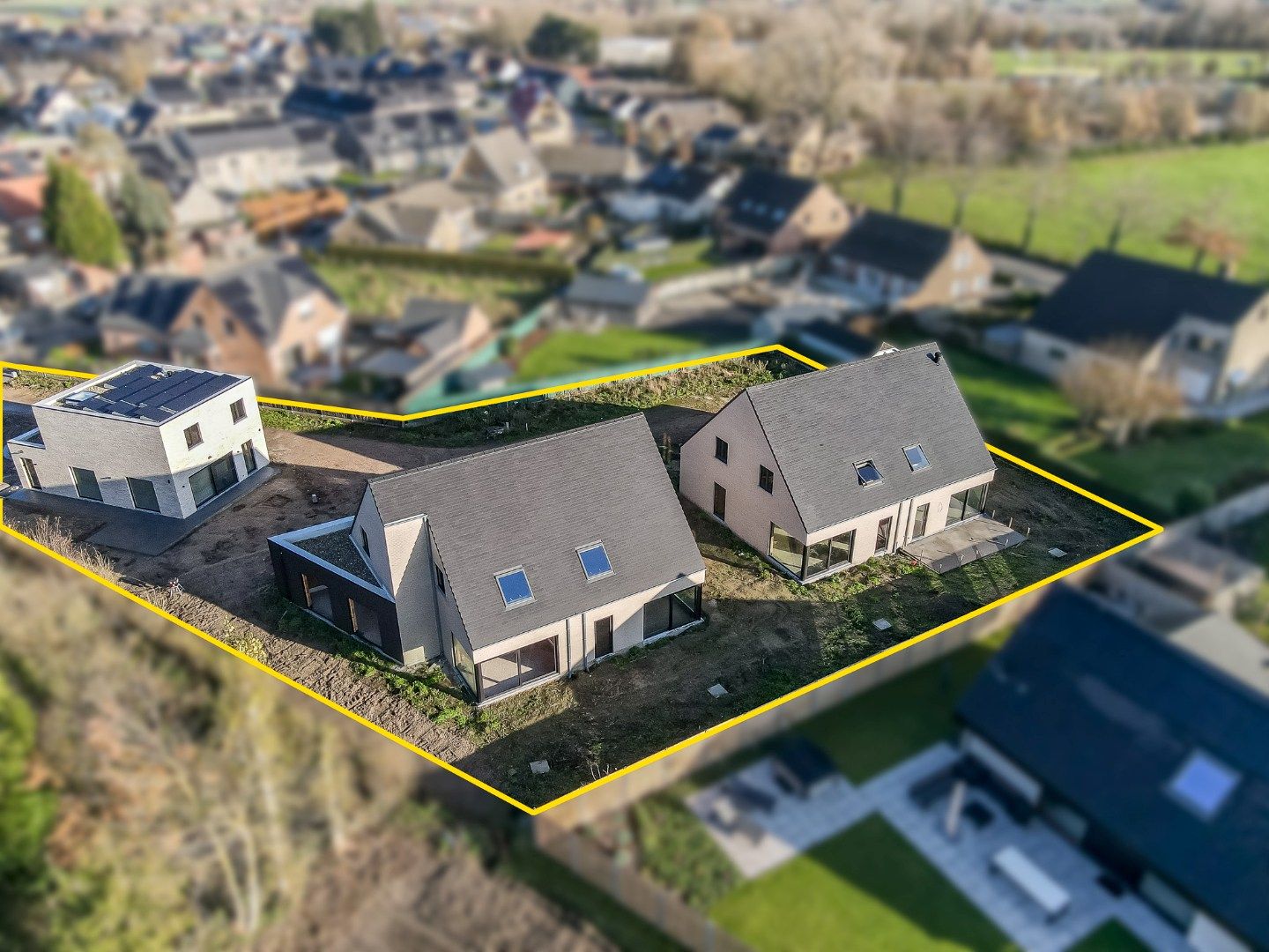 Moderne halfopen nieuwbouw woning op 356 m² met hoogwaardige afwerking foto 17