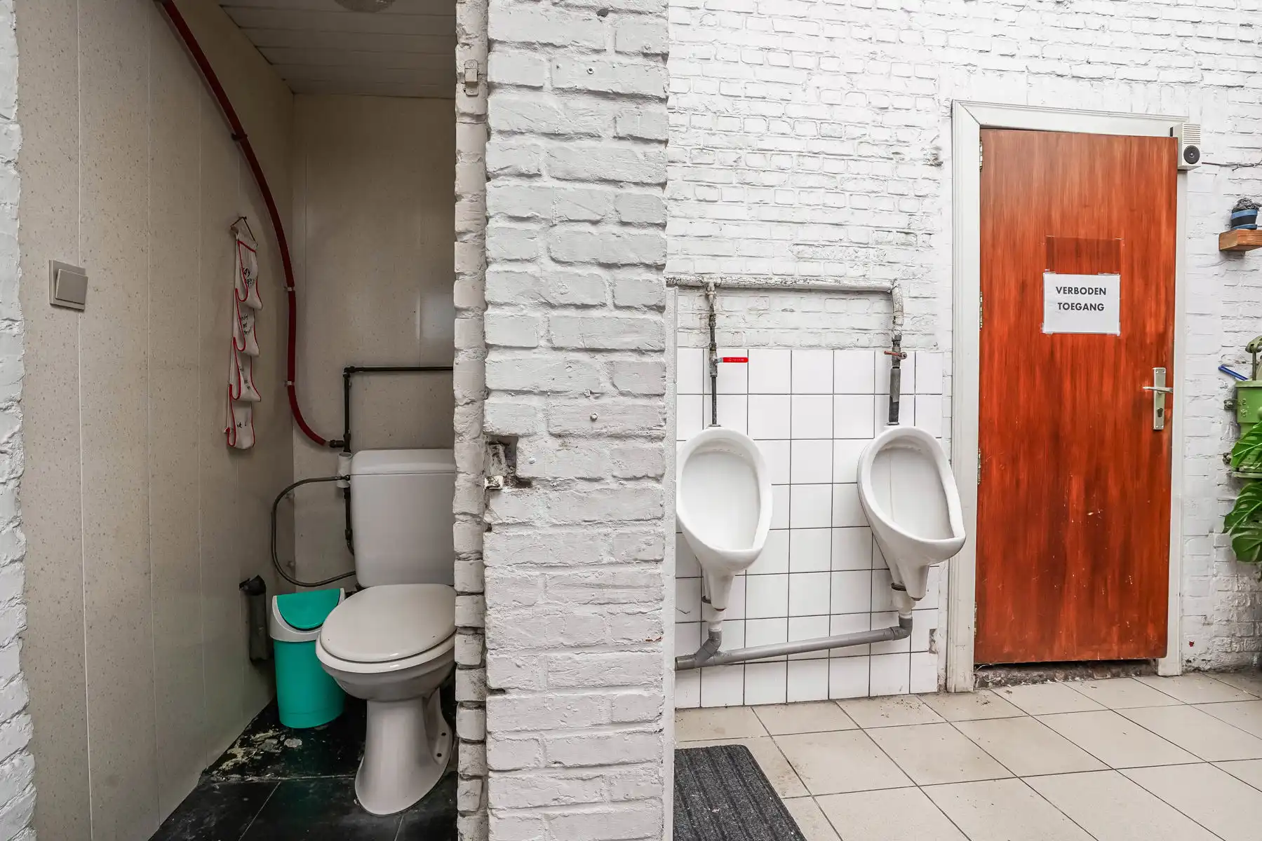 Uitzonderlijk vastgoed met handelspand (café) + woonst te Ramsdonk foto 15