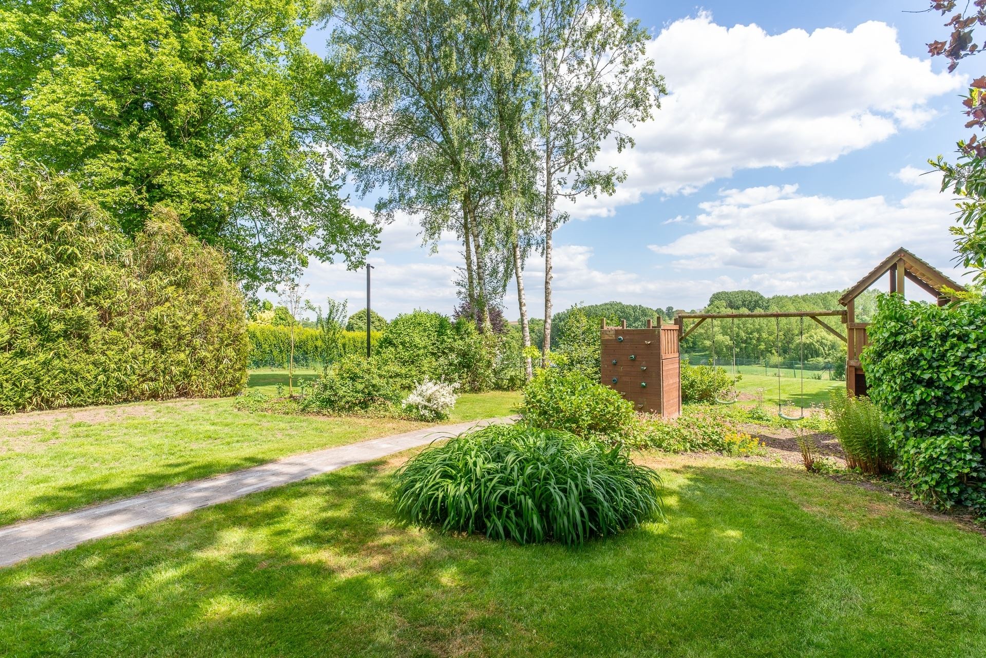 Handelspand met woonst foto 12