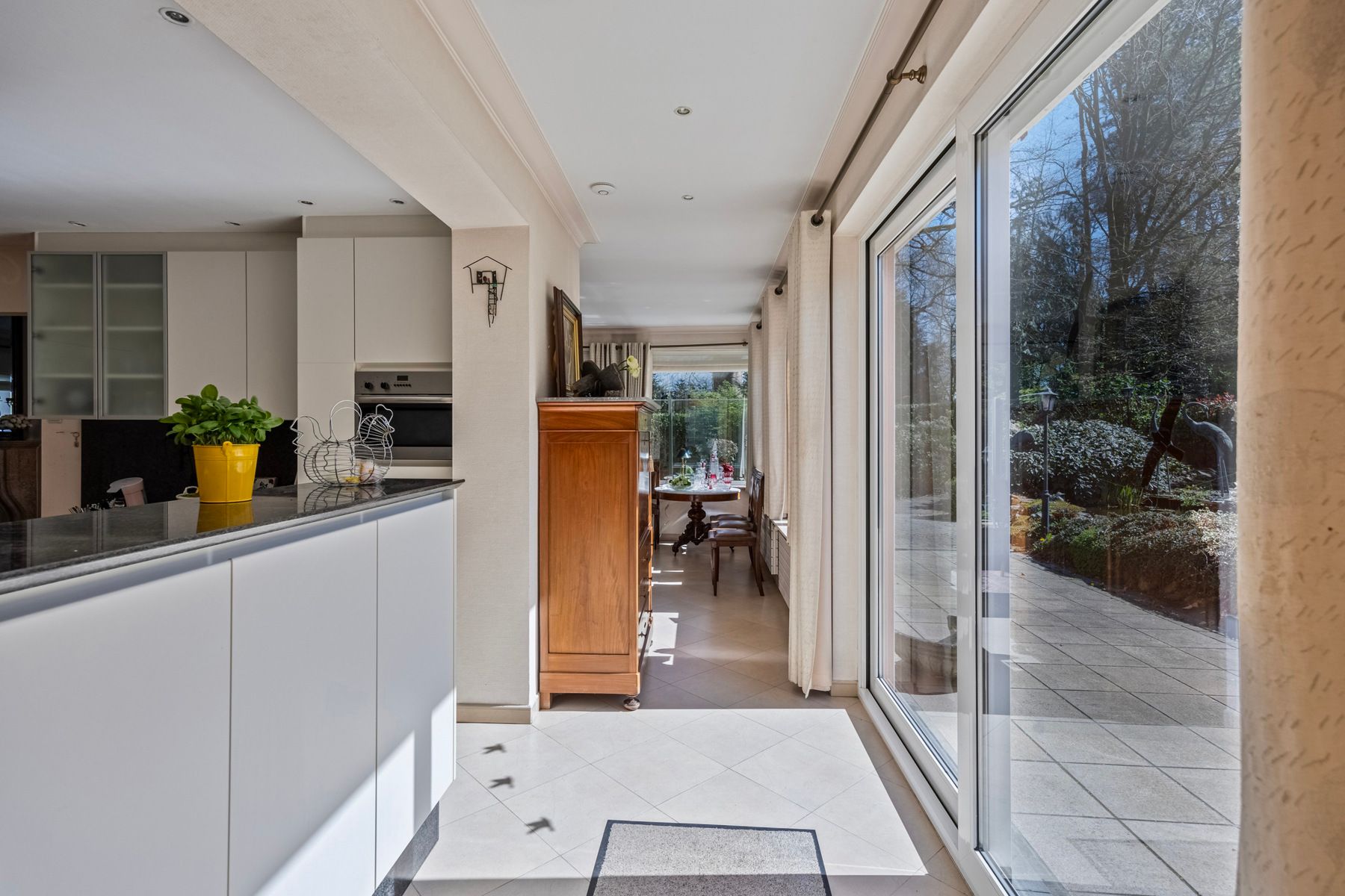 Karakterwoning met veel potentieel foto 9