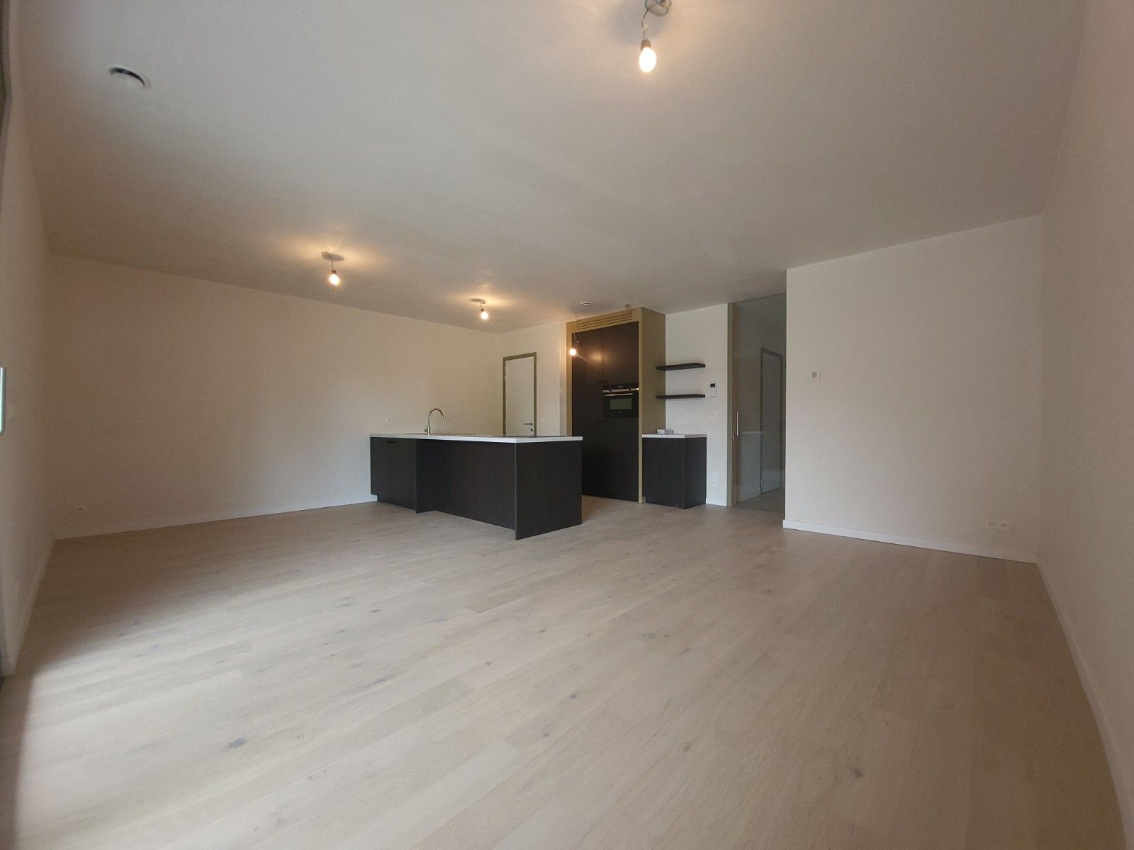 Nieuwbouwappartement in centrum Merelbeke foto {{pictureIndex}}