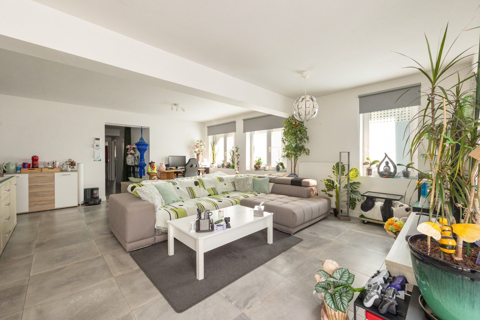 Gerenoveerd gelijkvloers appartement (149m²) met 2slpk, stadstuin en garagebox! foto 5