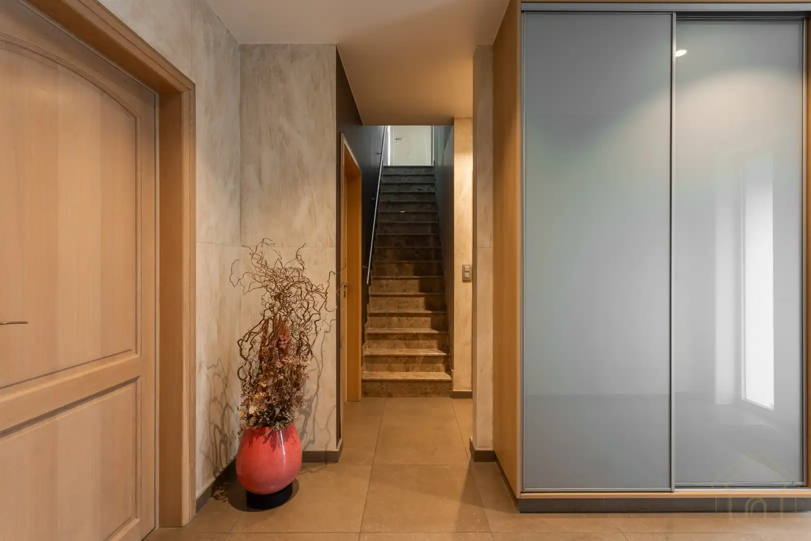 Ruime en energiezuinige villa met 5 slaapkamers in rustige buurt ‘De Posthoorn’ – Wevelgem foto 6