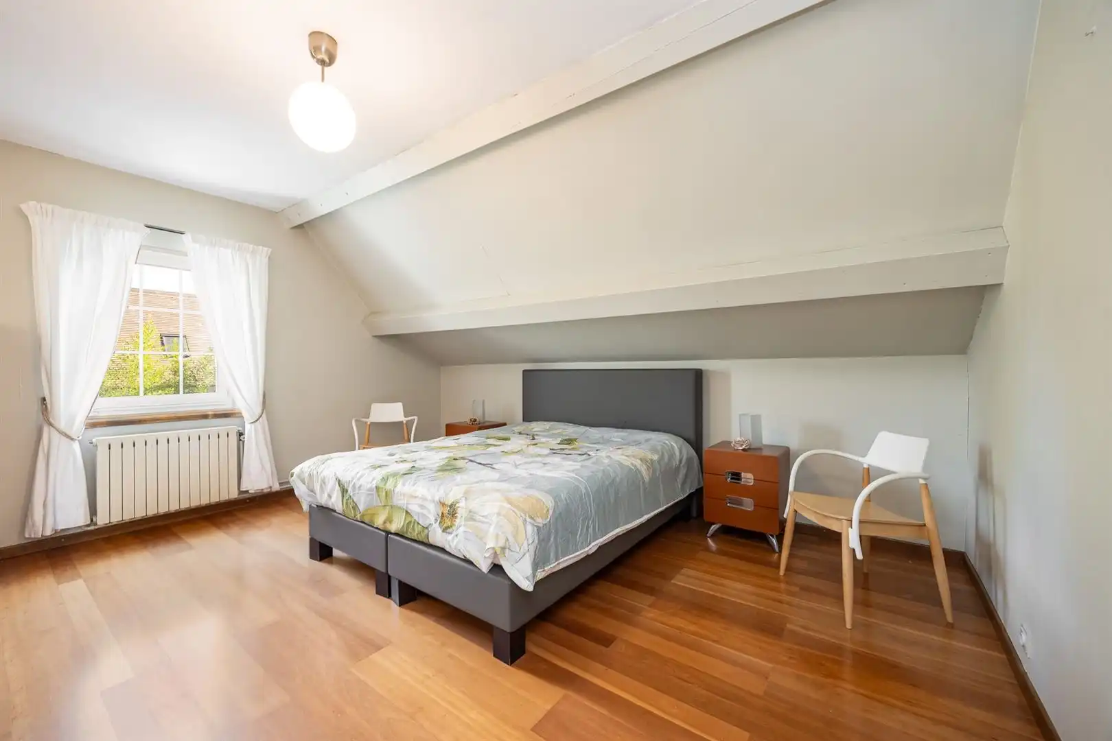 Karaktervolle landelijke woning met 4 slpk en ruime tuin foto 17