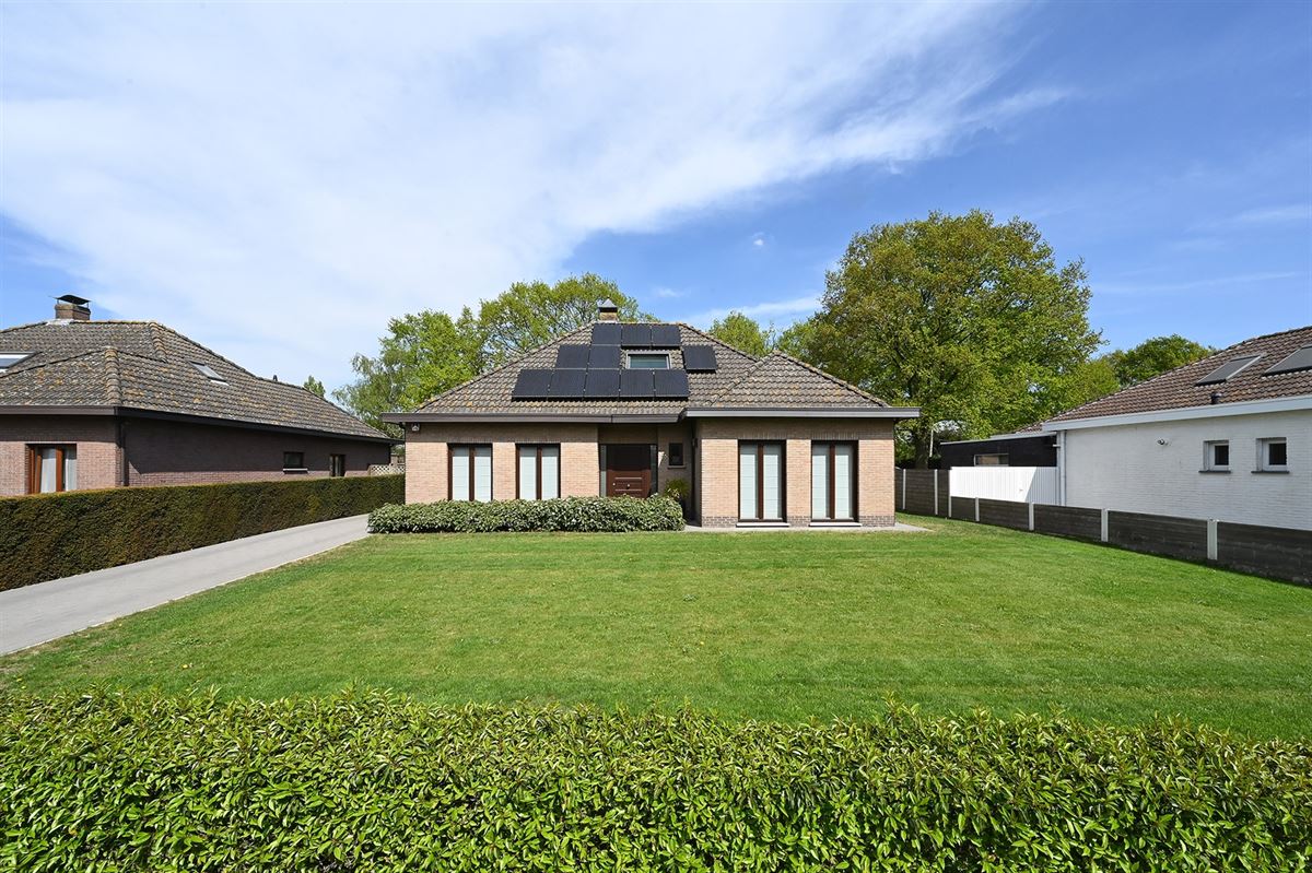 Villa op prachtig perceel van 1300m² foto 2