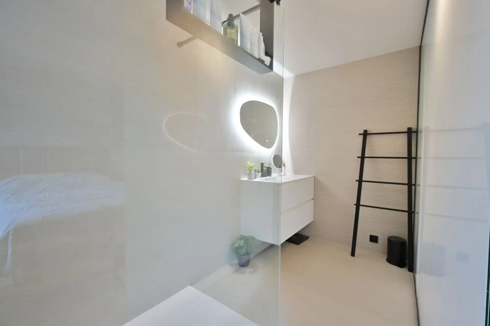 Instapklaar en energiezuinig 1-slaapkamerappartement te centrum Keerbergen foto 7