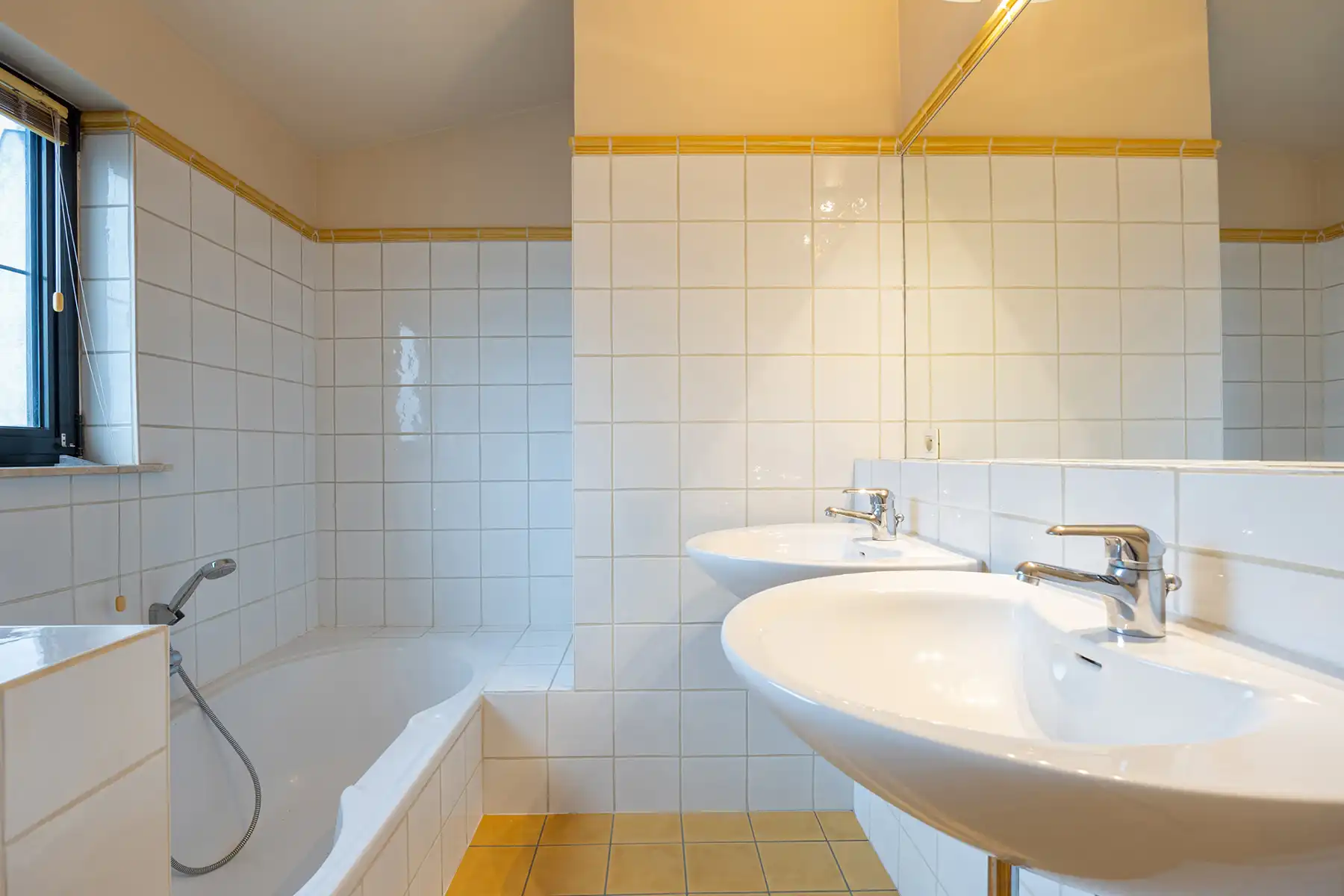 Ruime penthouse met riant zonneterras foto 19