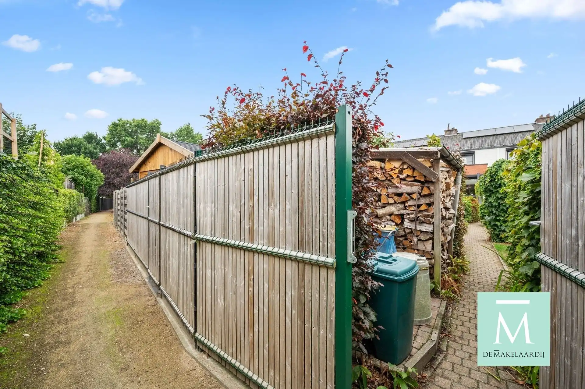 Volledig gerenoveerde woning met aangename tuin  foto 26