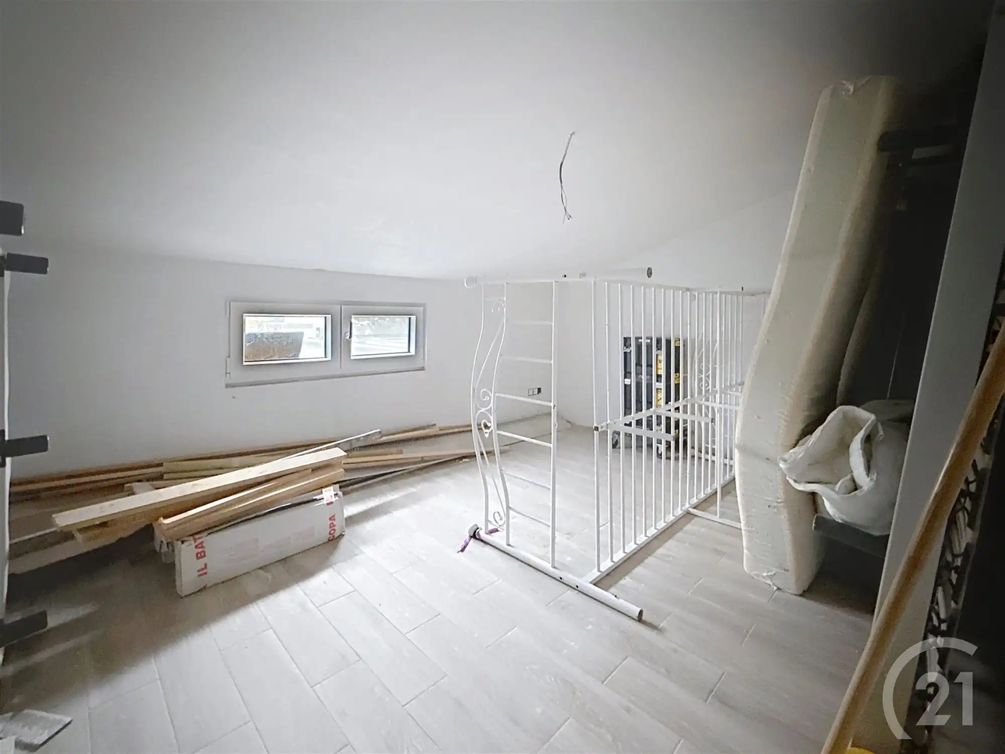 Ruime gezinswoning met 5 slaapkamers in centrum foto 20