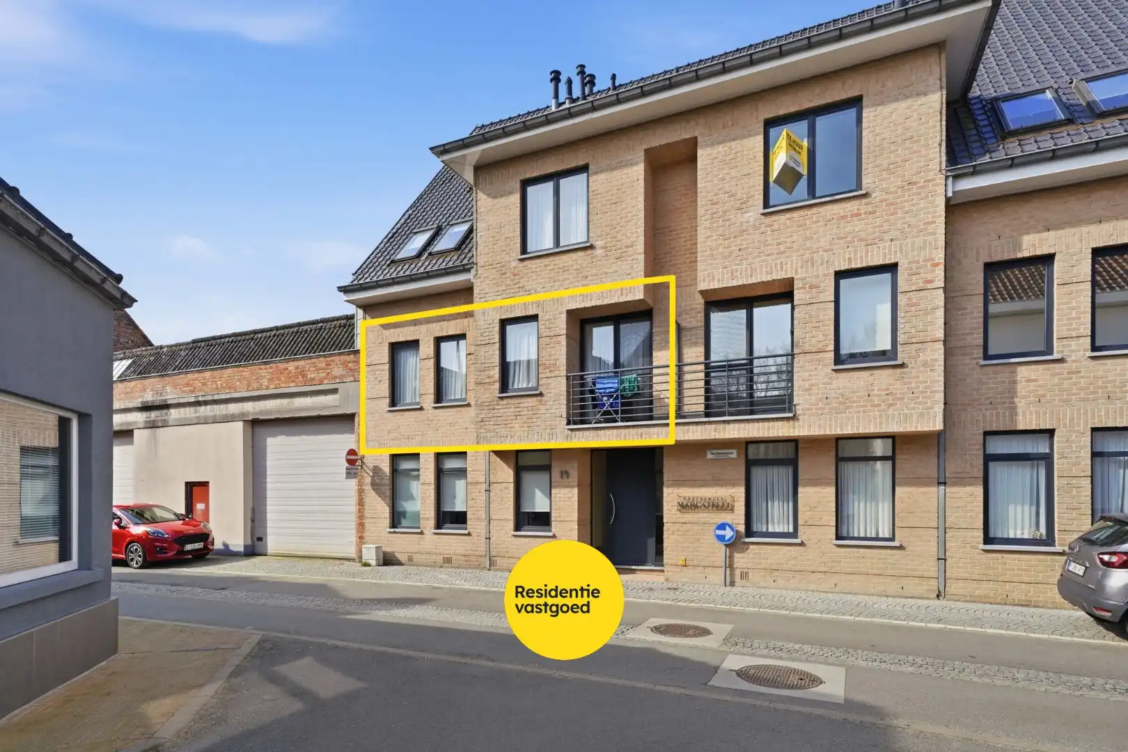 Instapklaar appartement met 2 slaapkamers op centrale ligging te Oudenburg foto {{pictureIndex}}