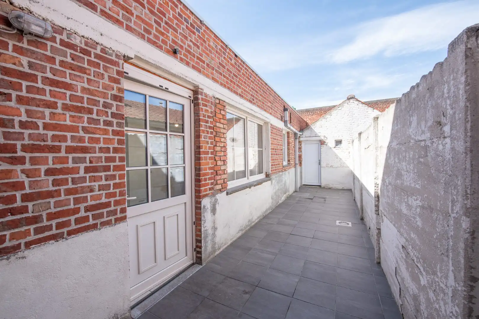 Ruime woning te Dentergem. foto 16