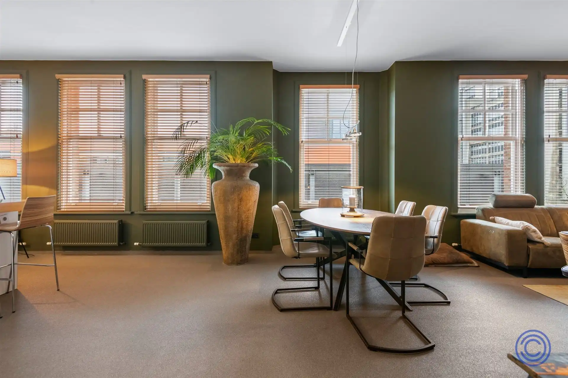 Hoogwaardig afgewerkt appartement in UNIEK gebouw! foto 5