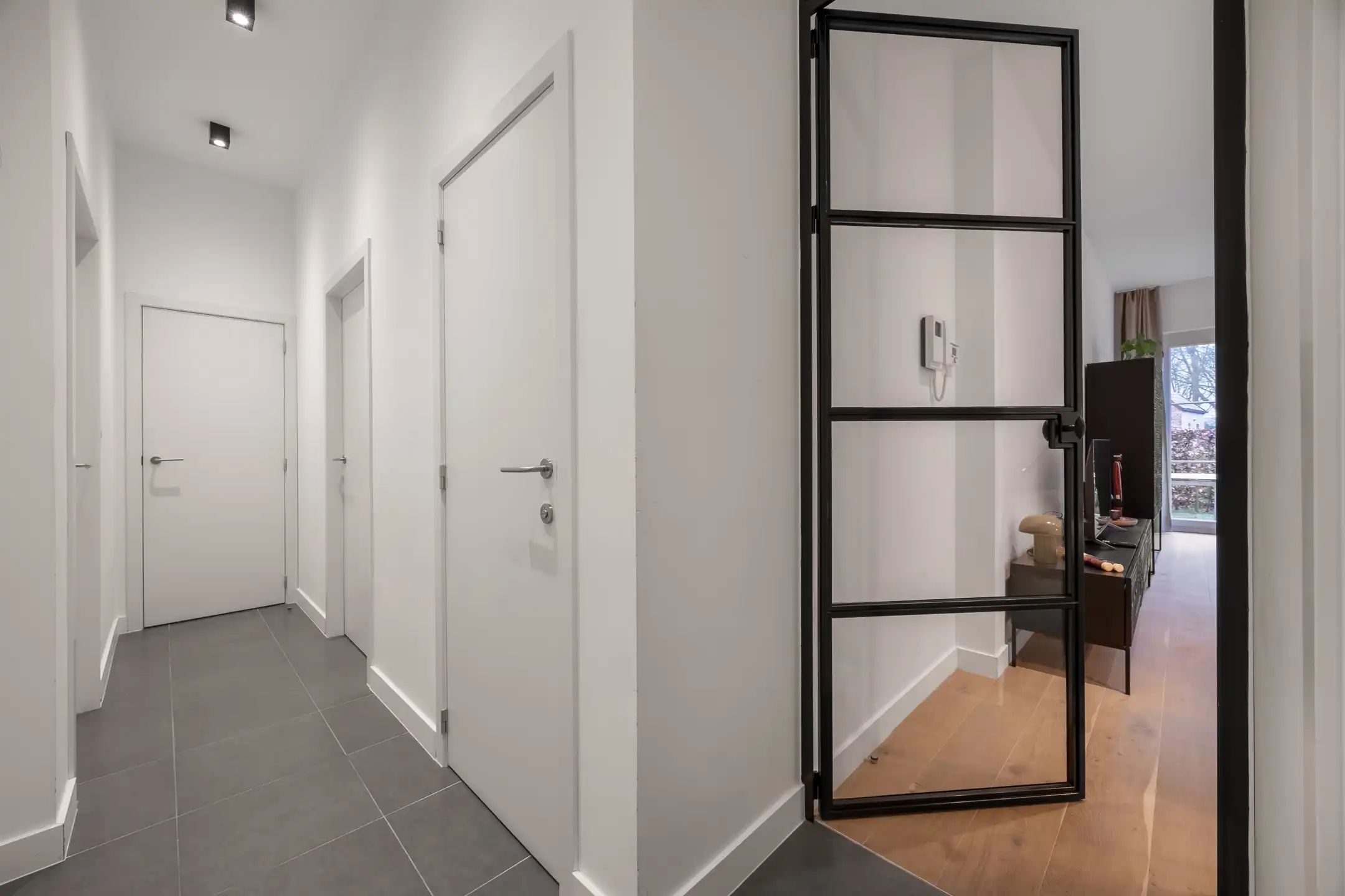 Gelijkvloers appartement met gezellige tuin te Zoersel foto 8