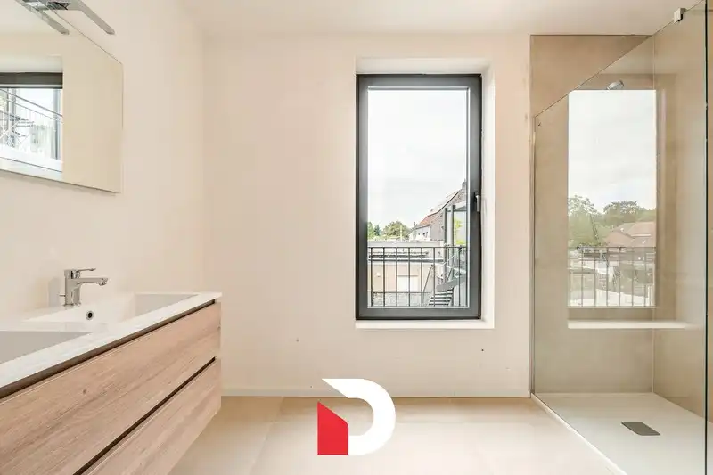 Modern nieuwbouwappartement met drie slaapkameres in het groene Assebroek, op fietsafstand van het centrum van Brugge foto 11