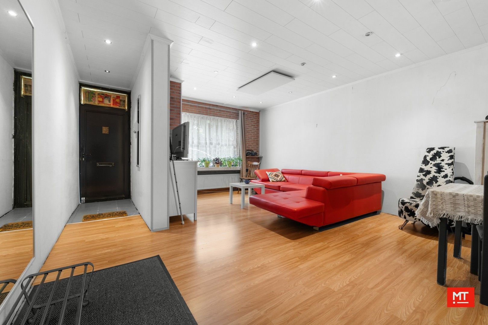 Te renoveren woning in rustige straat nabij centrum Menen foto 3