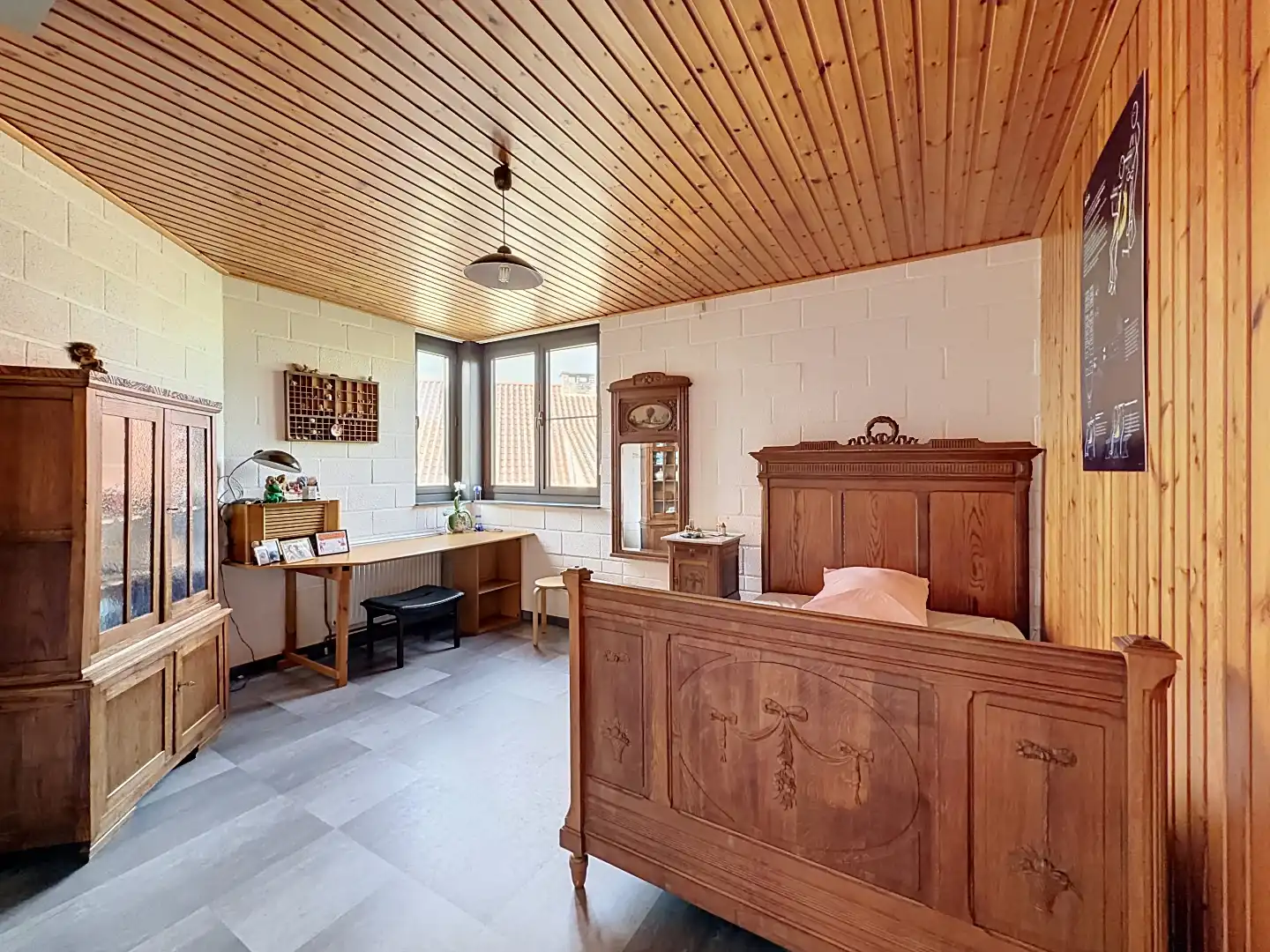 Karaktervolle vrijstaande woning op een prachtig groen perceel foto 19