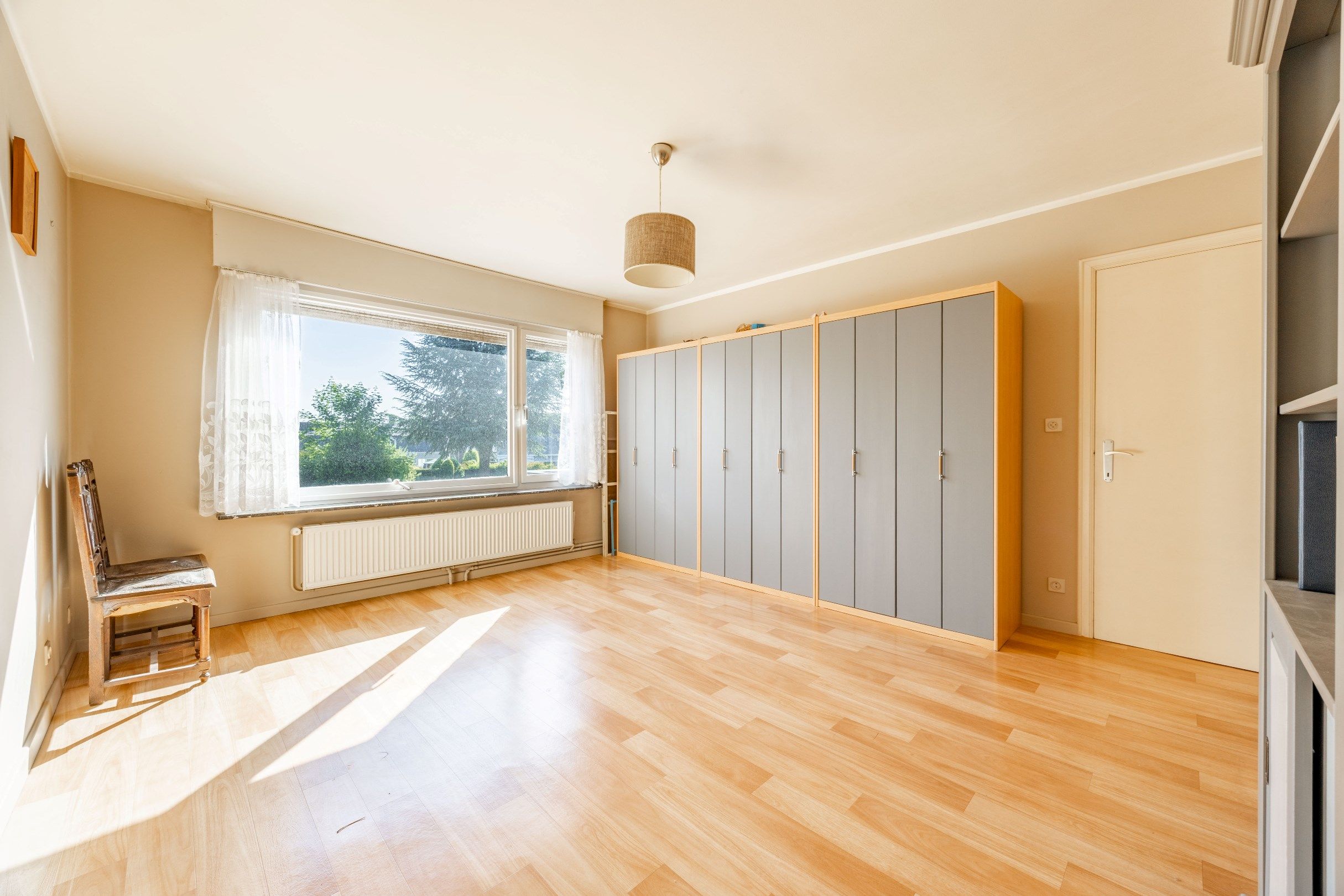 CENTRAAL GELEGEN WONING MET GARAGE foto 12