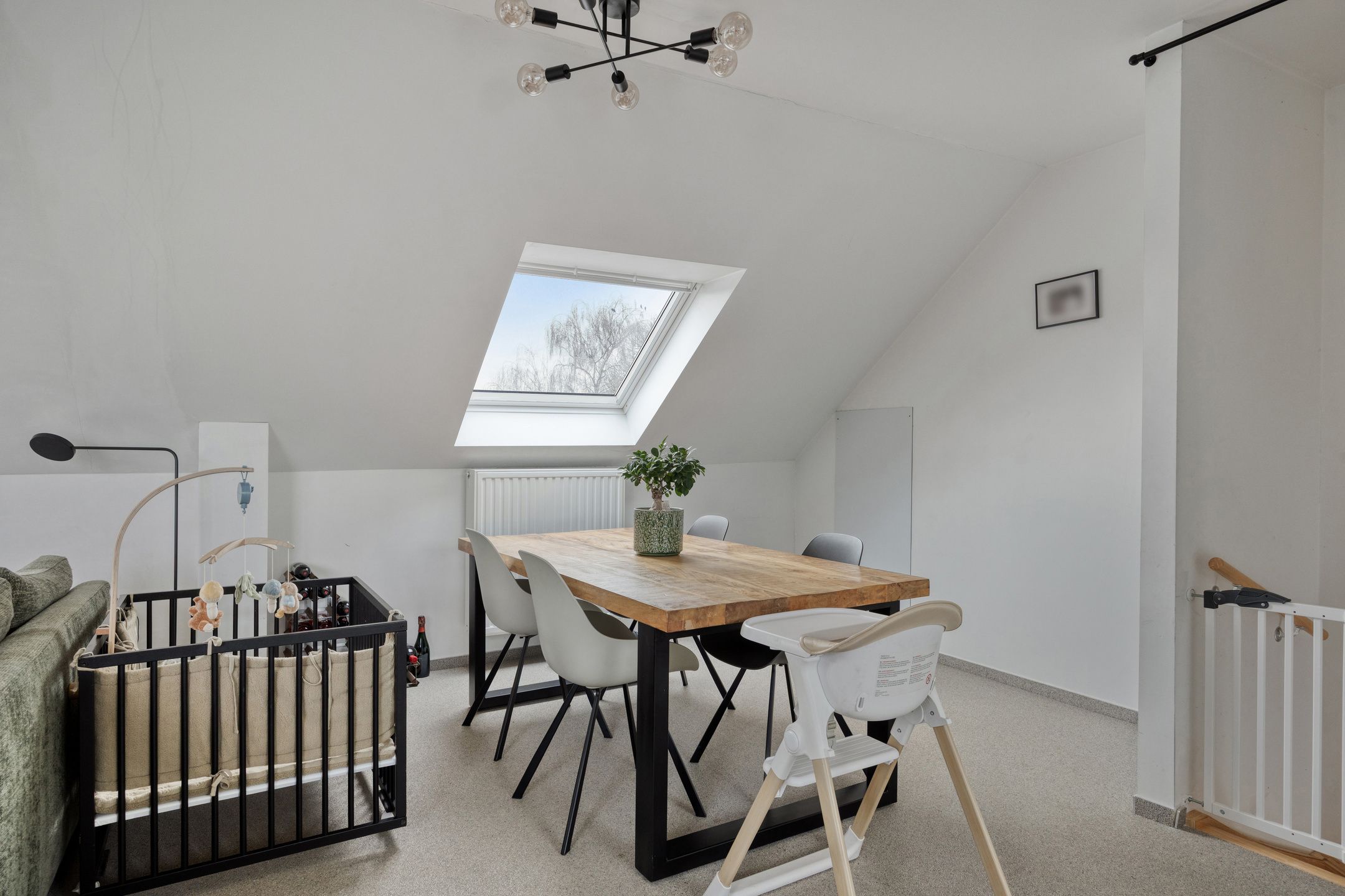 Appartement met 3 slaapkamers op strategische locatie foto 10