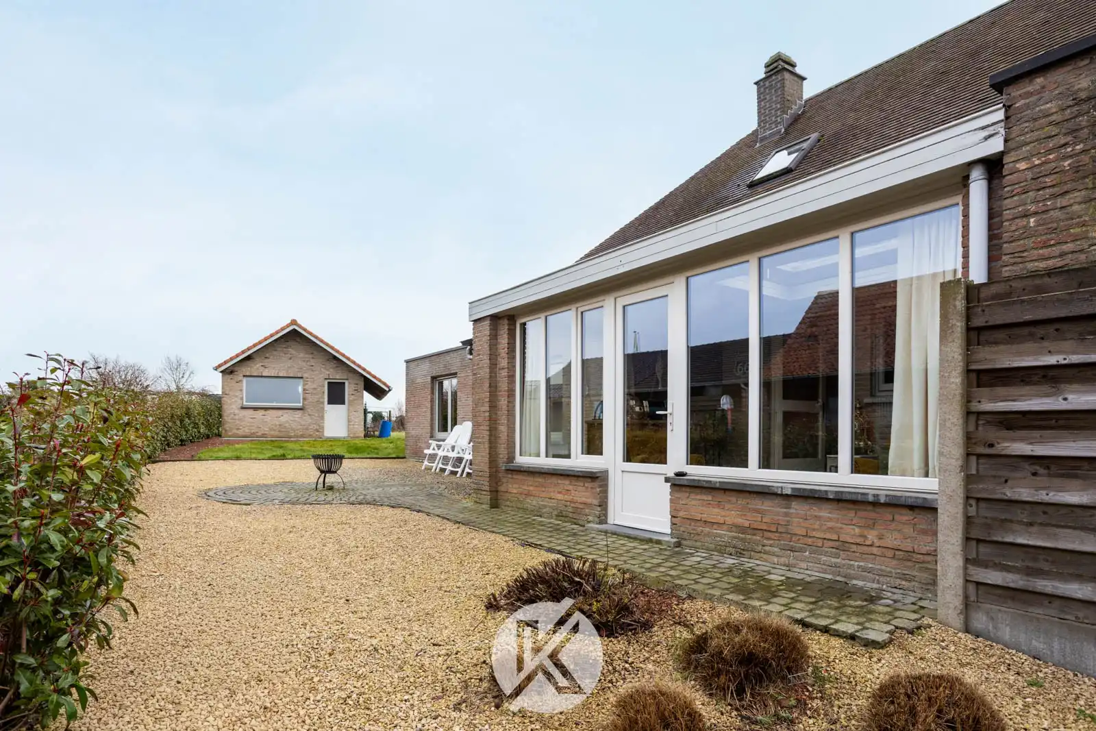 Vrijstaande woning op strategische locatie foto 26