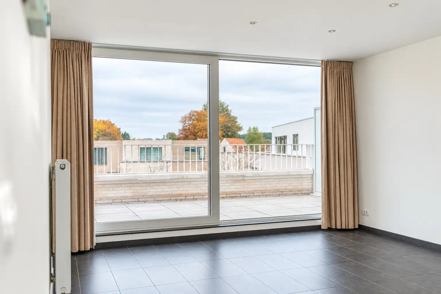 Recent appartement met EPC A op zeer centrale locatie in Sint-Michiels met 2 slaapkamers foto 4